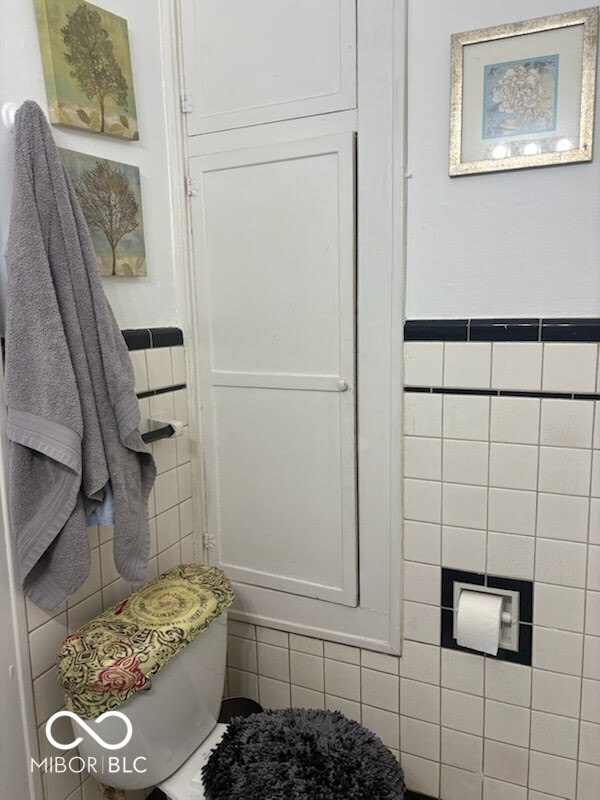 624 Woodruff Place Middle Drive