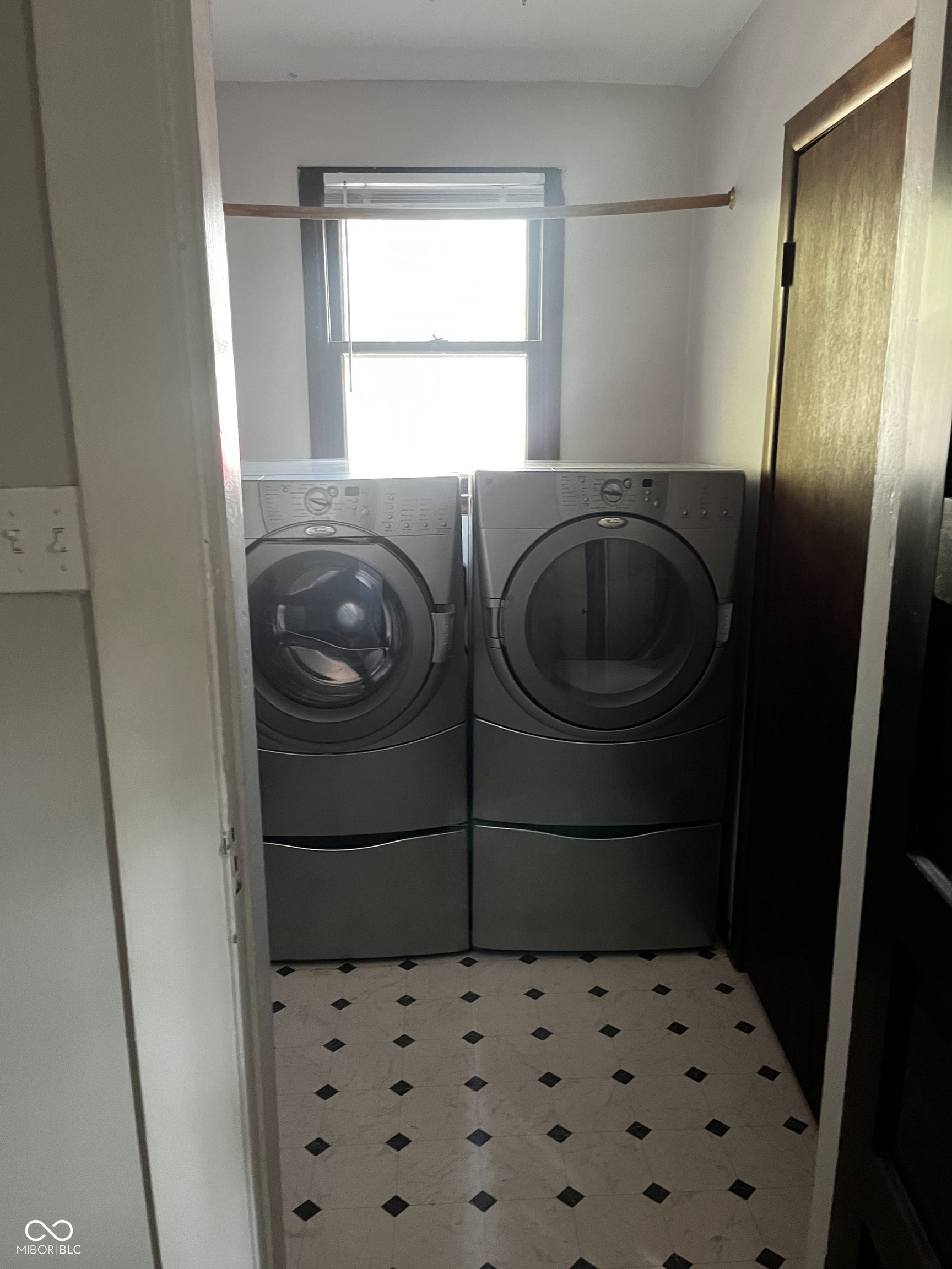 625 Woodruff Place Middle Drive