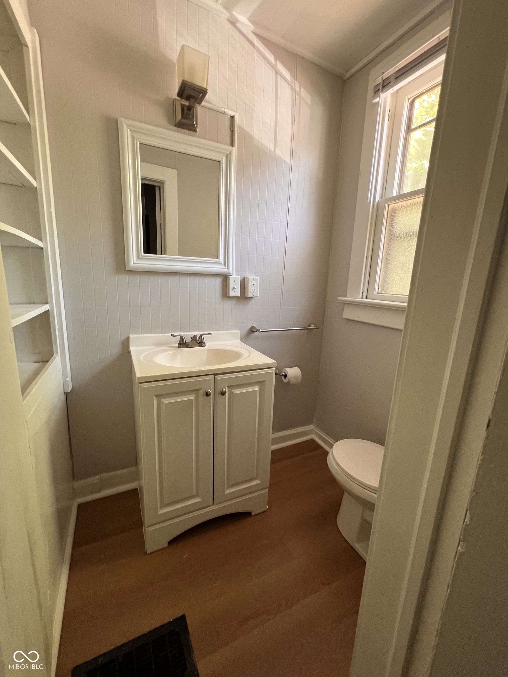 625 Woodruff Place Middle Drive