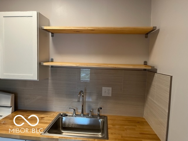 625 Woodruff Place Middle Drive