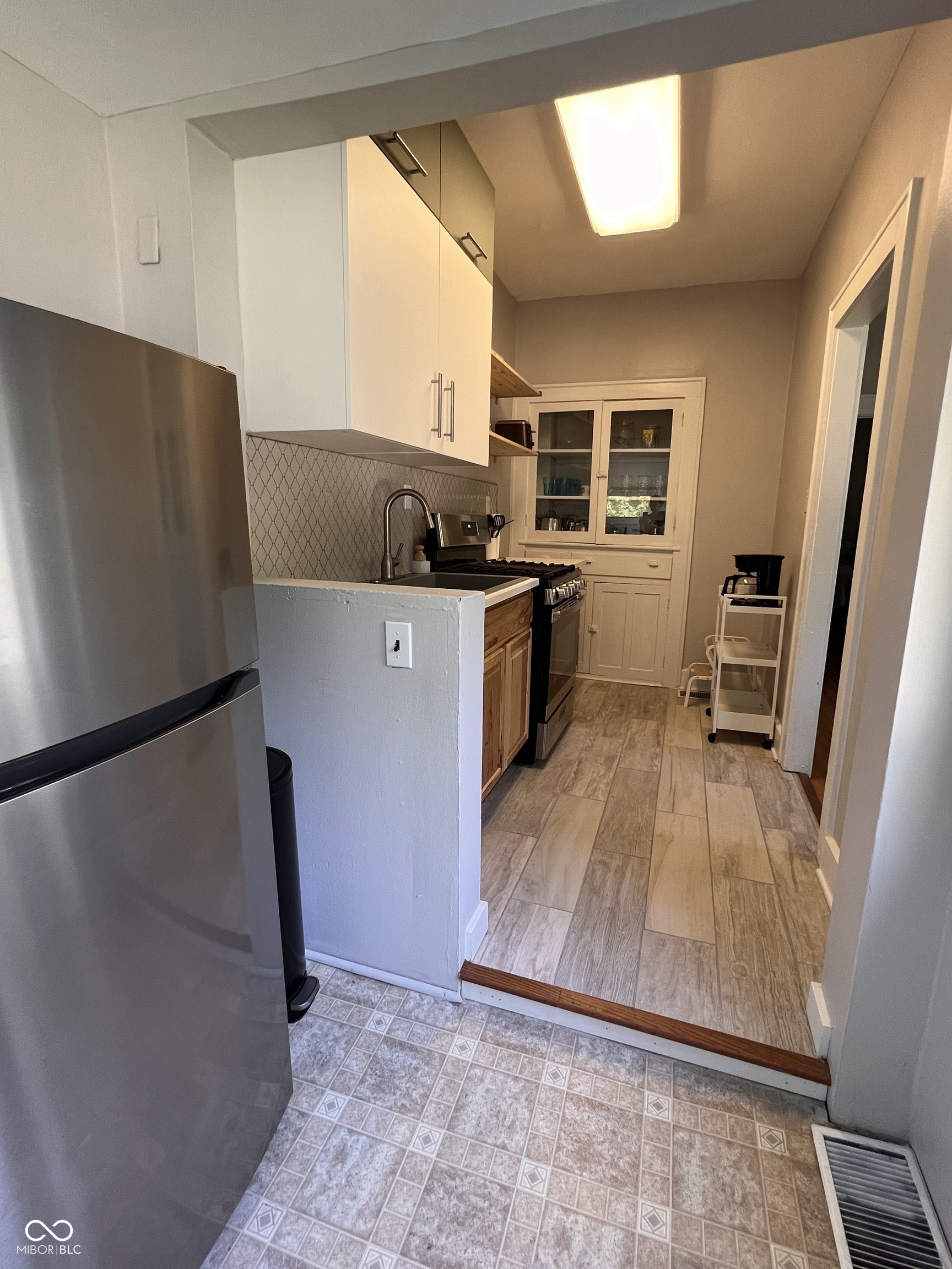 640 Woodruff Place Middle Drive