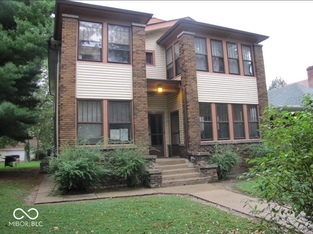 640 Woodruff Place Middle Drive