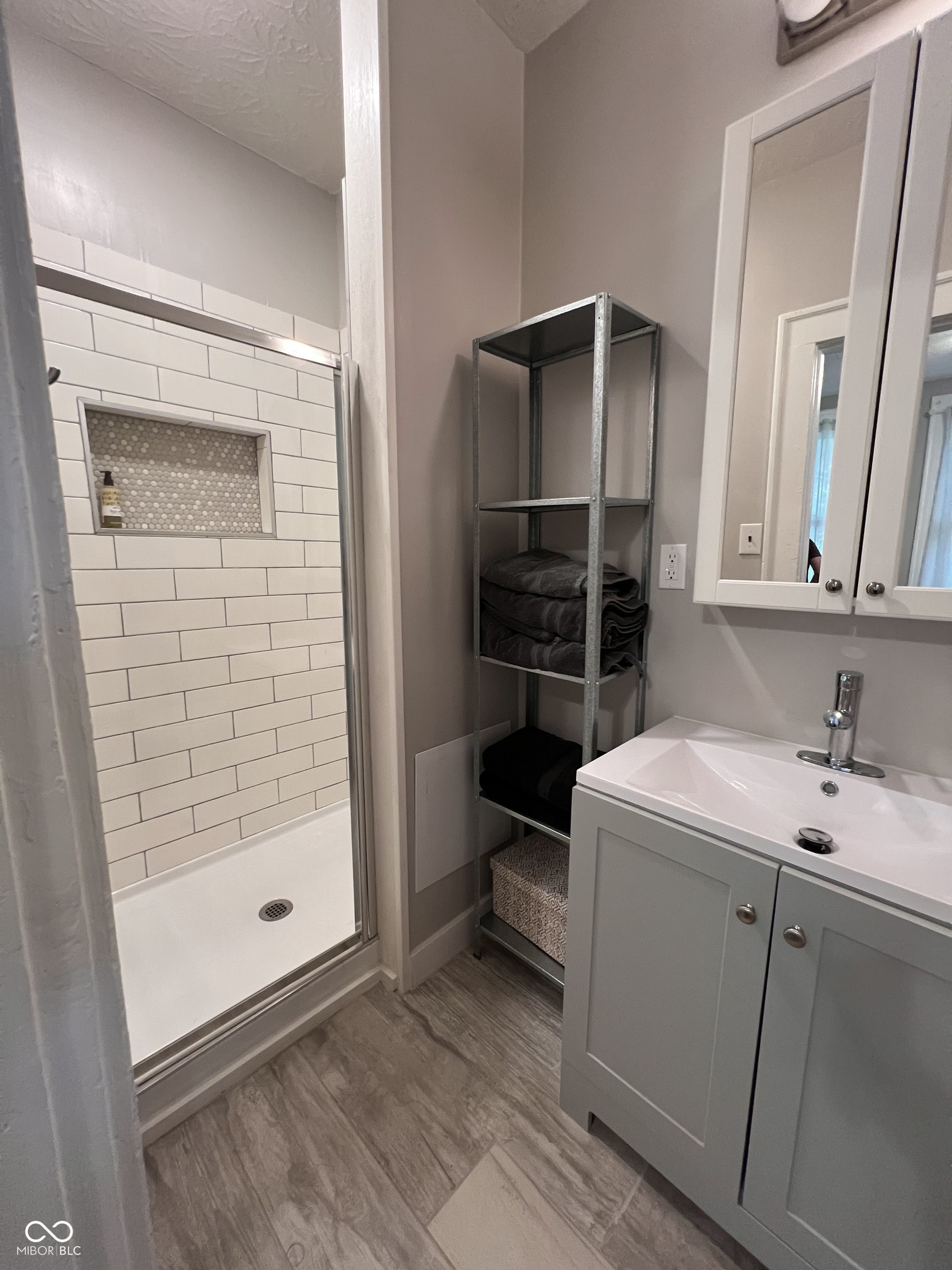 640 Woodruff Place Middle Drive