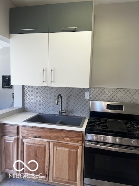 640 Woodruff Place Middle Drive