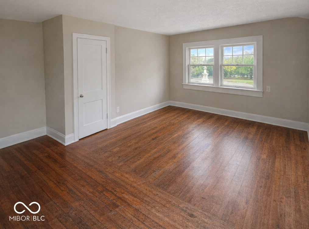 725 Woodruff Place Middle Drive