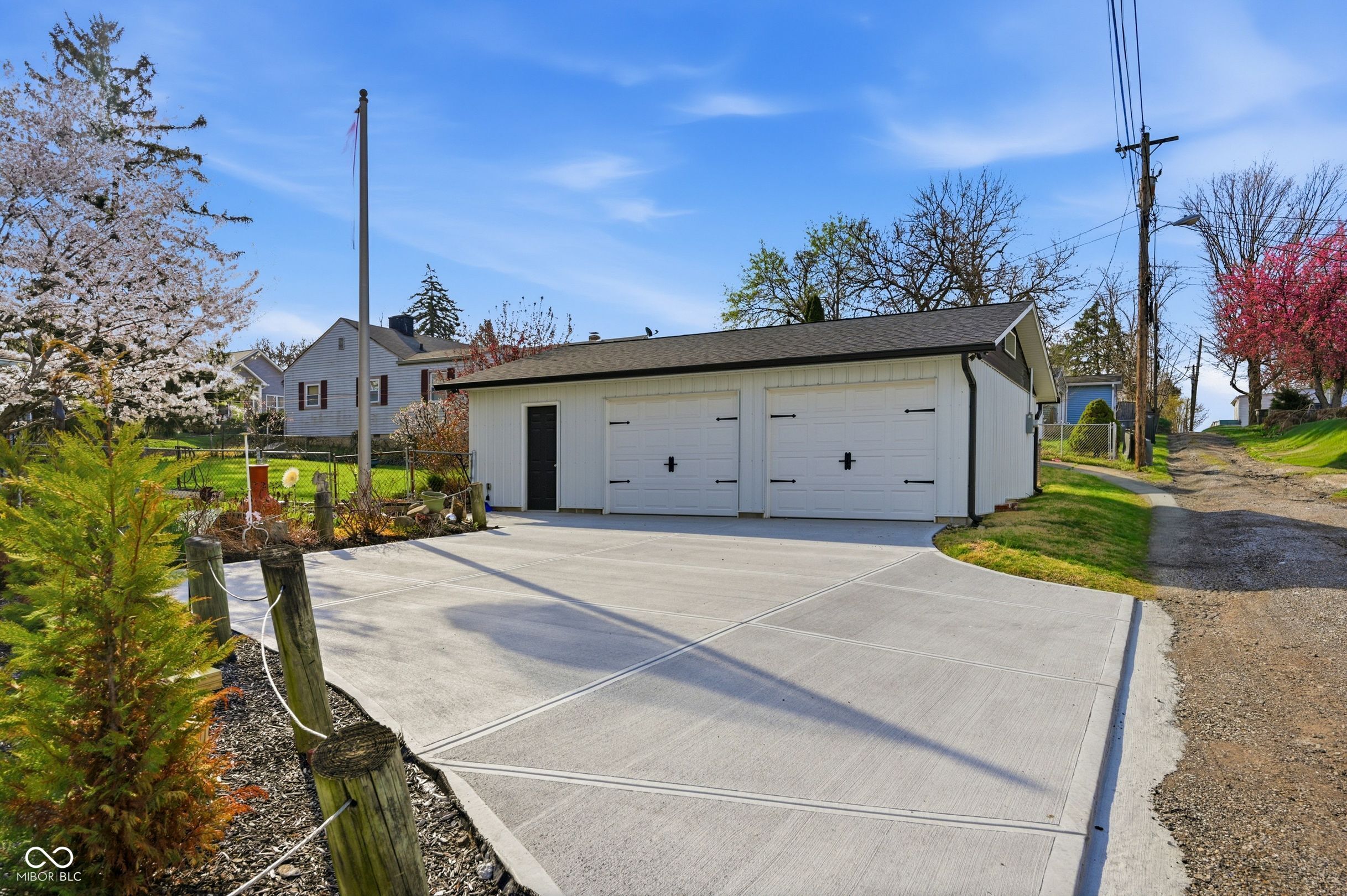 2502 S Delaware Street