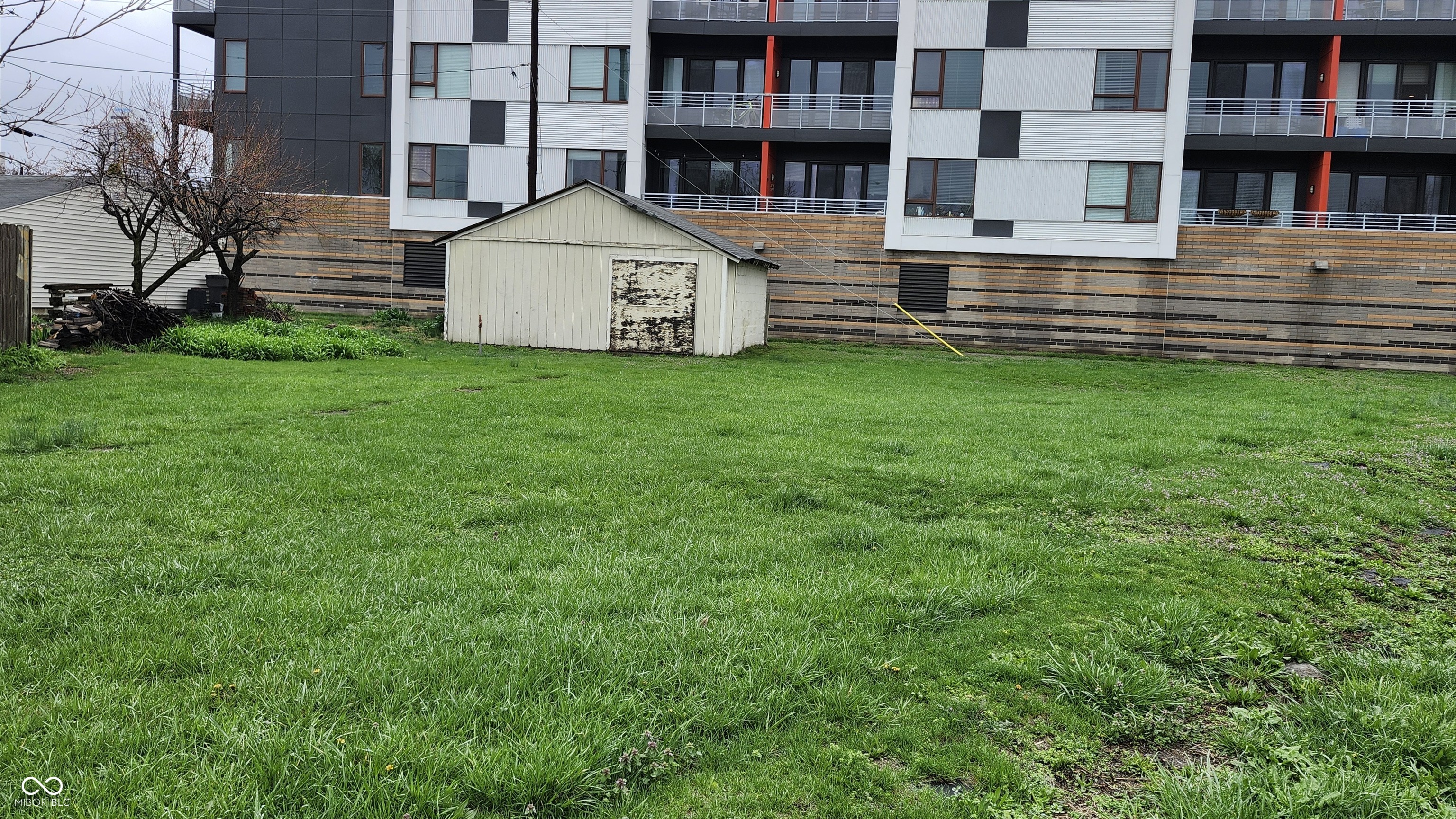 734 E McCarty Street