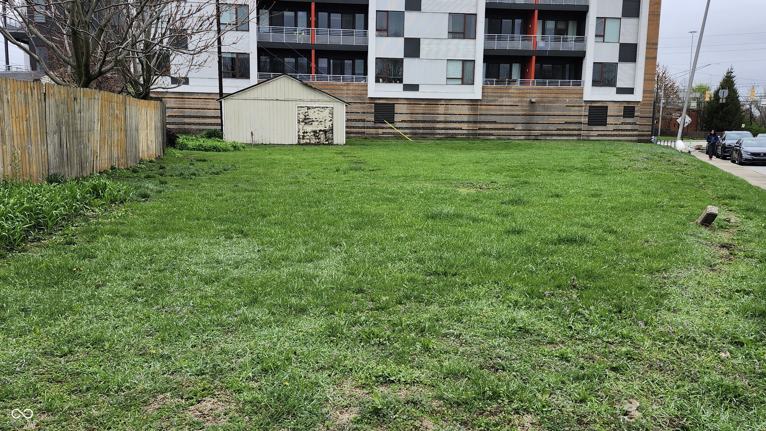 734 E McCarty Street