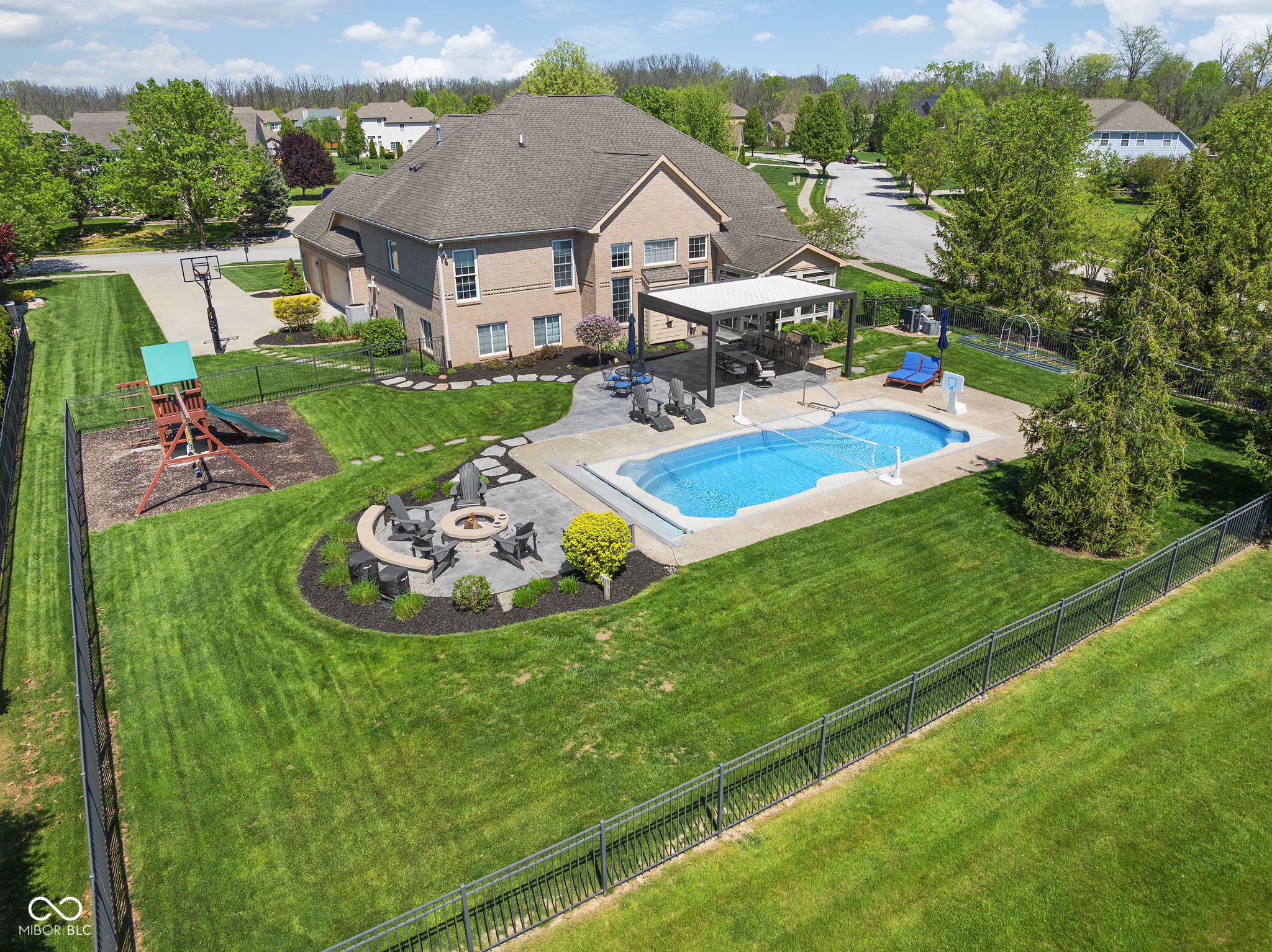 8921 Forest Willow Drive