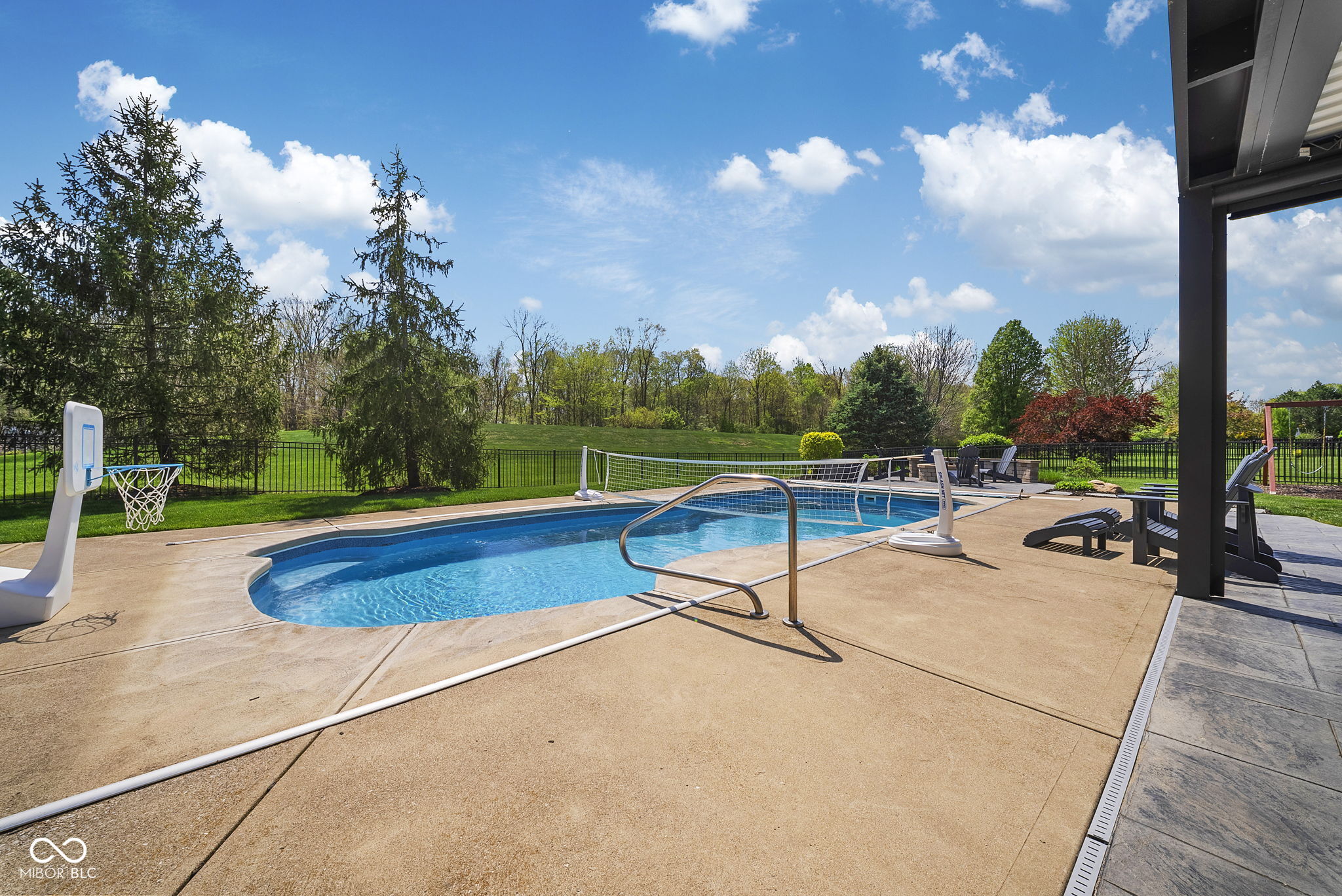 8921 Forest Willow Drive