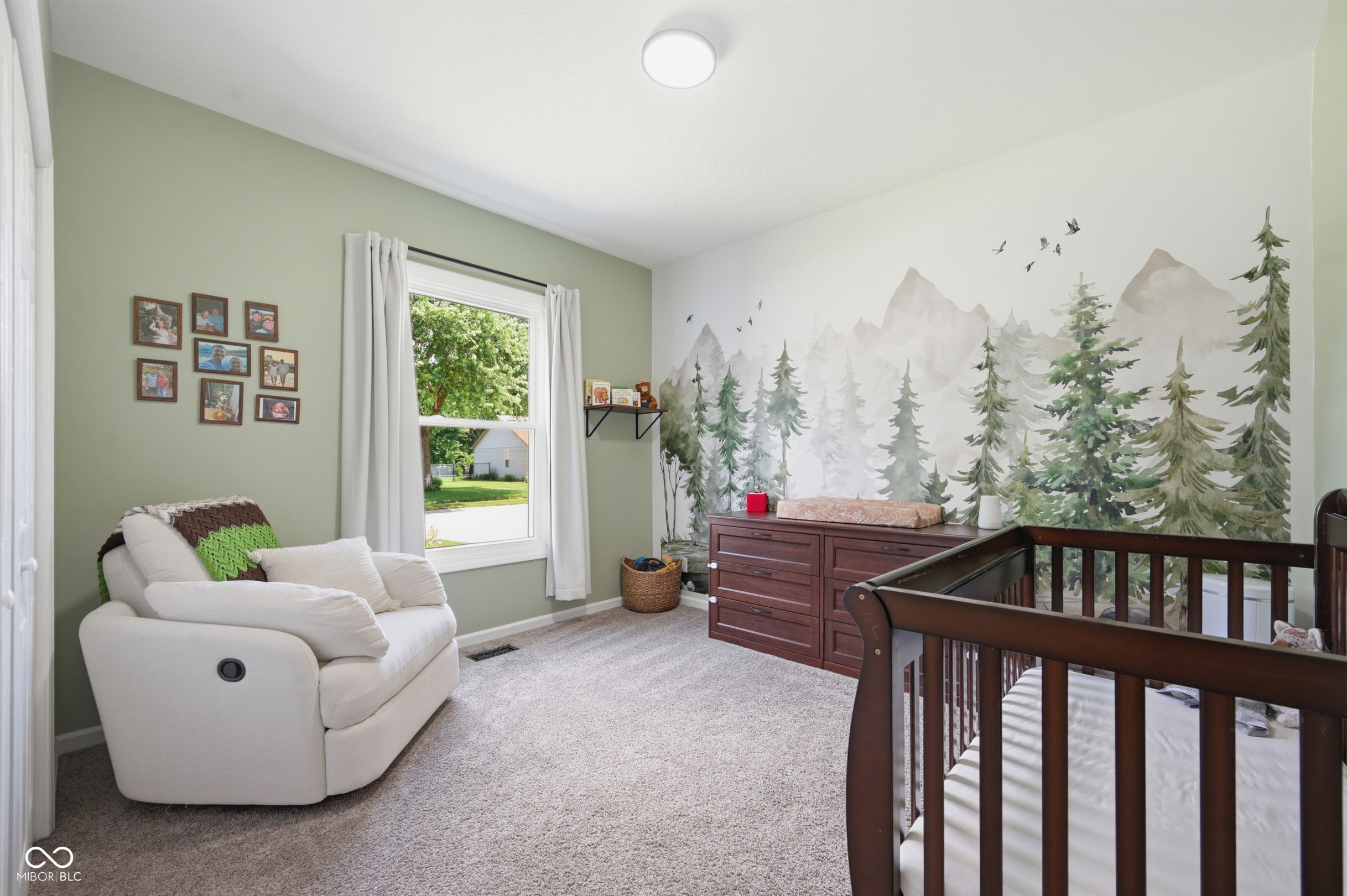 8321 Gallant Fox Drive