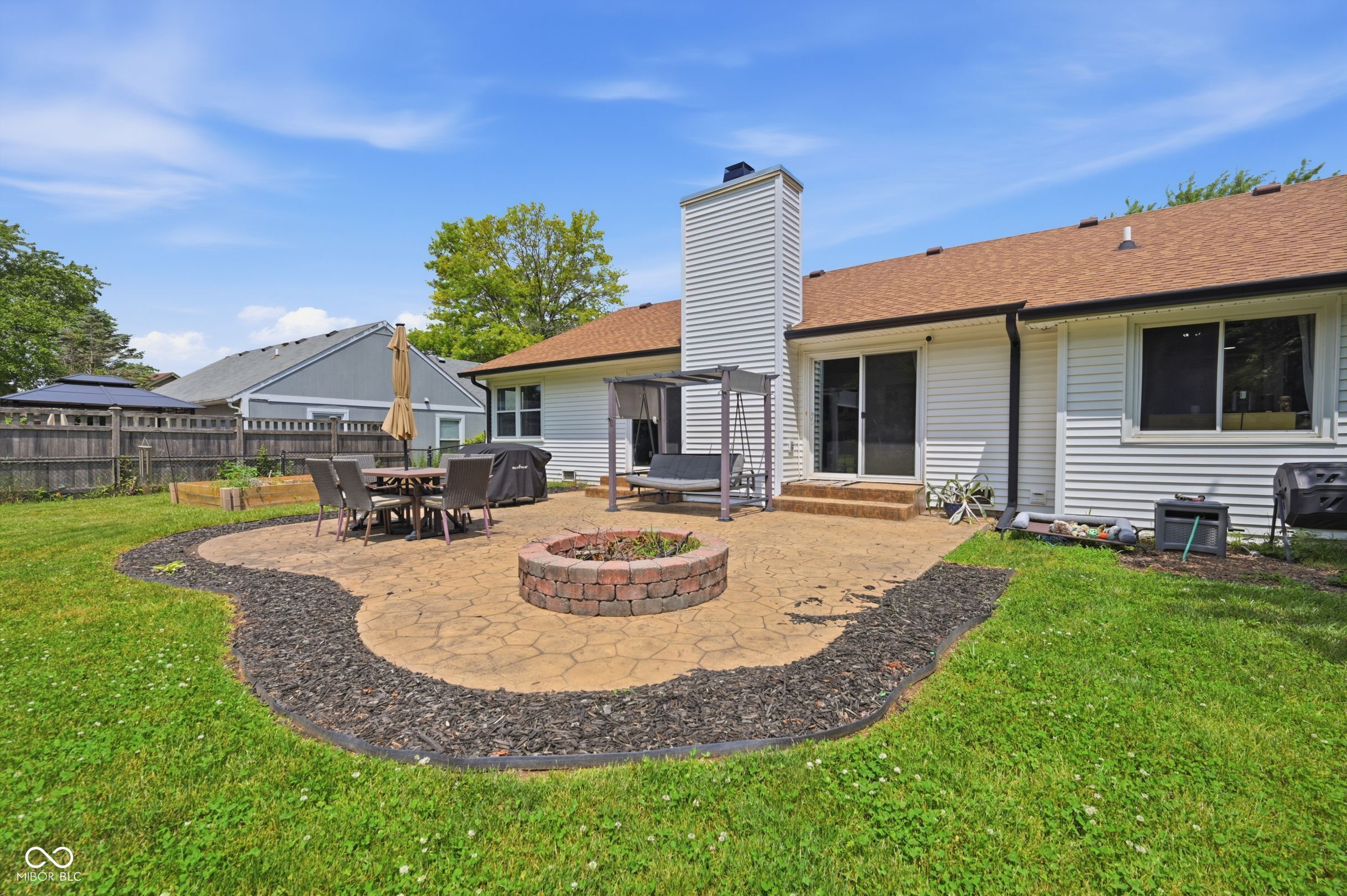 8321 Gallant Fox Drive