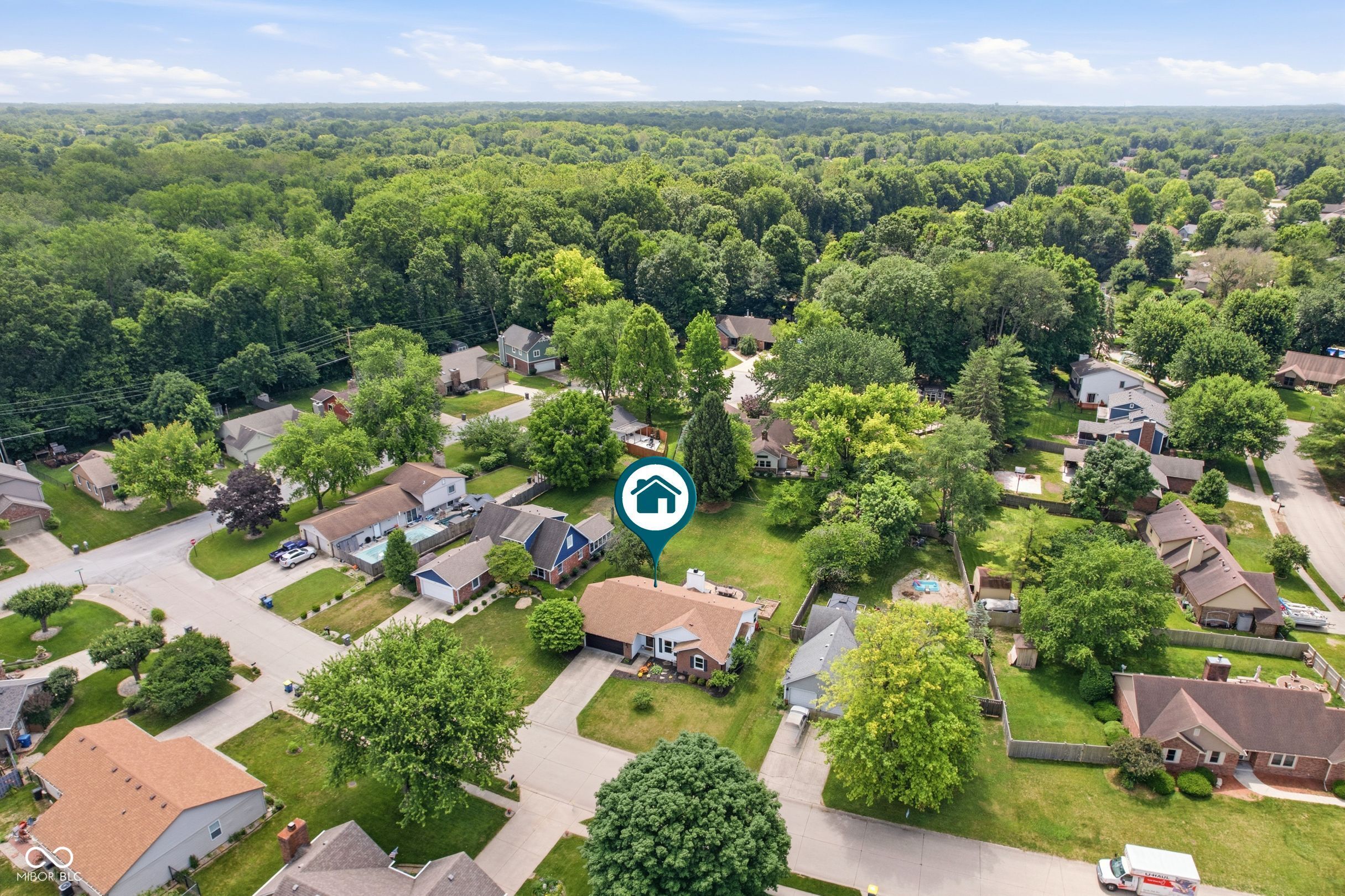 8321 Gallant Fox Drive