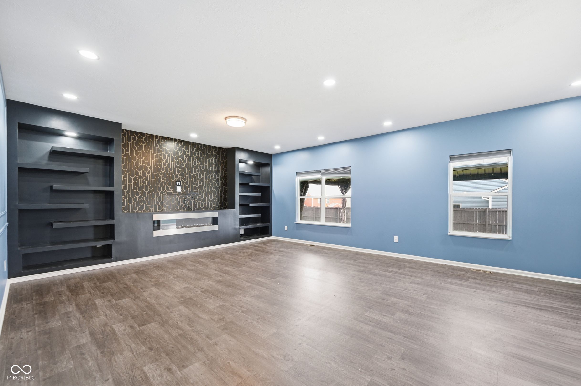 884 Capricorn Drive