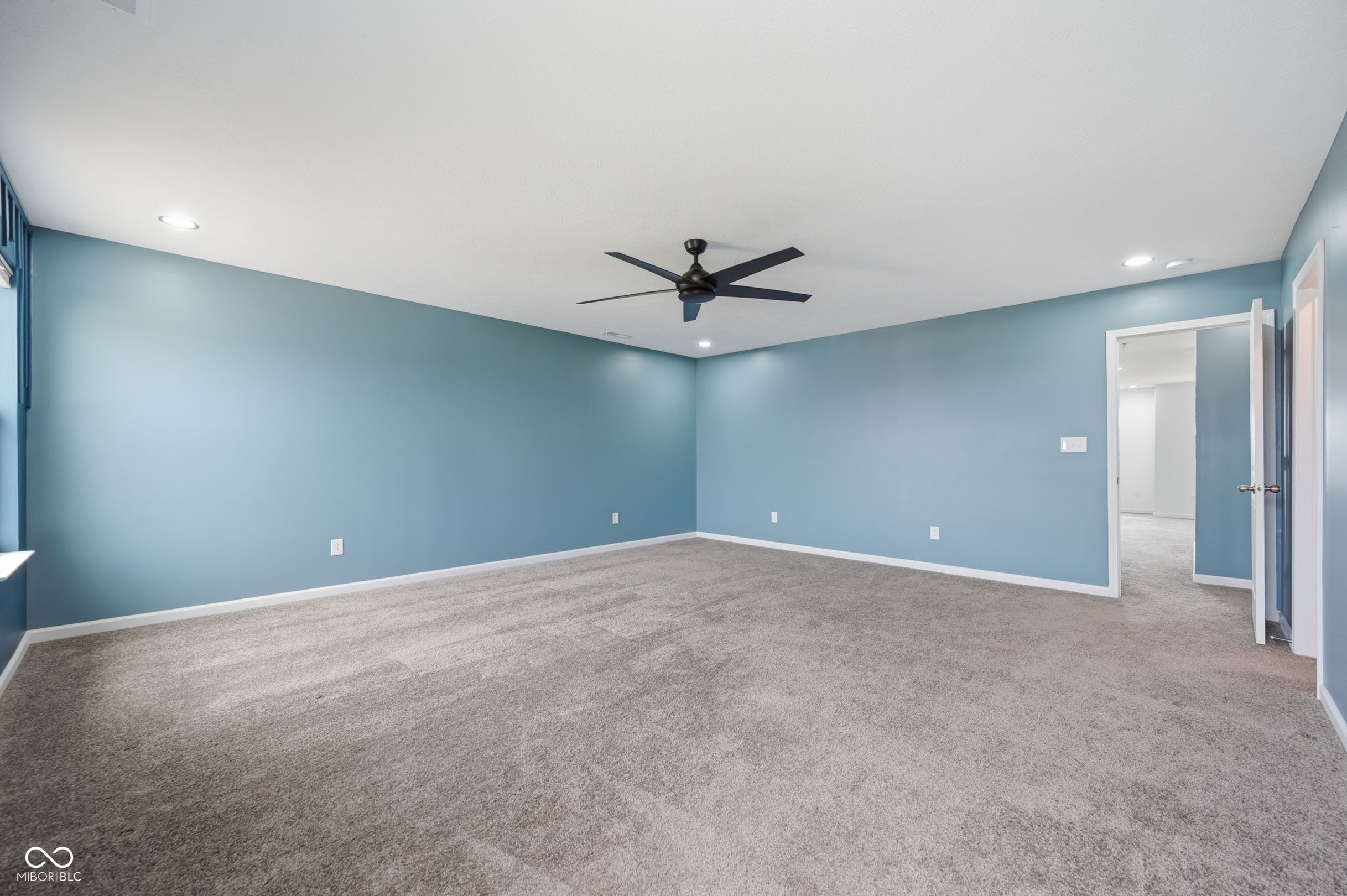 884 Capricorn Drive