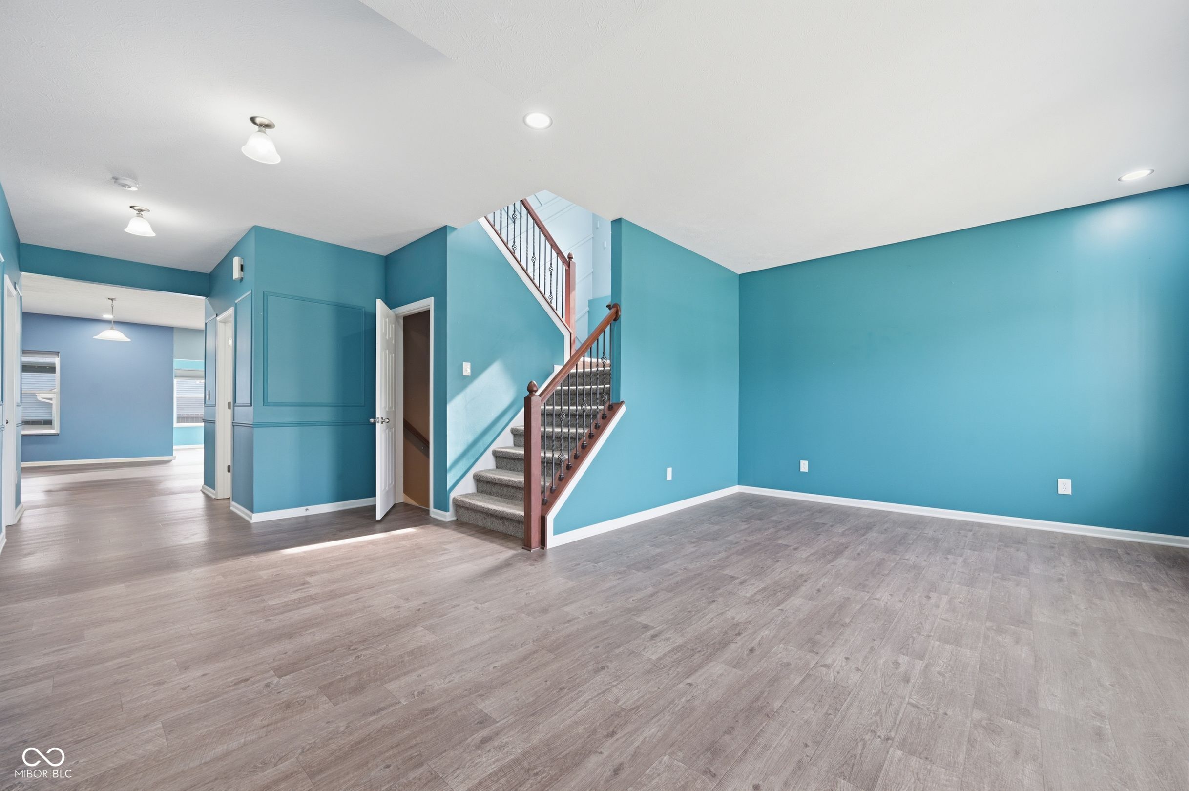 884 Capricorn Drive