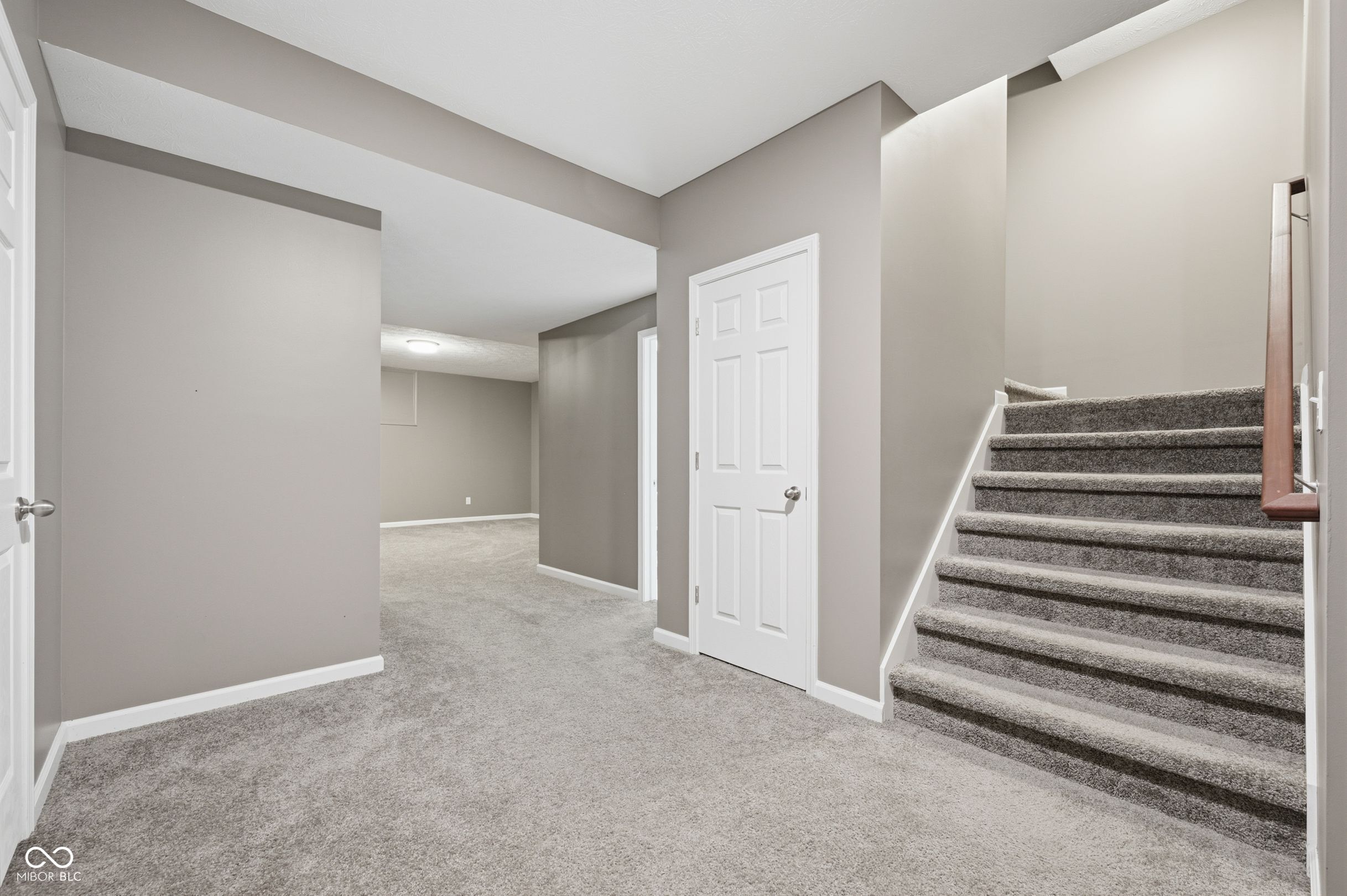 884 Capricorn Drive
