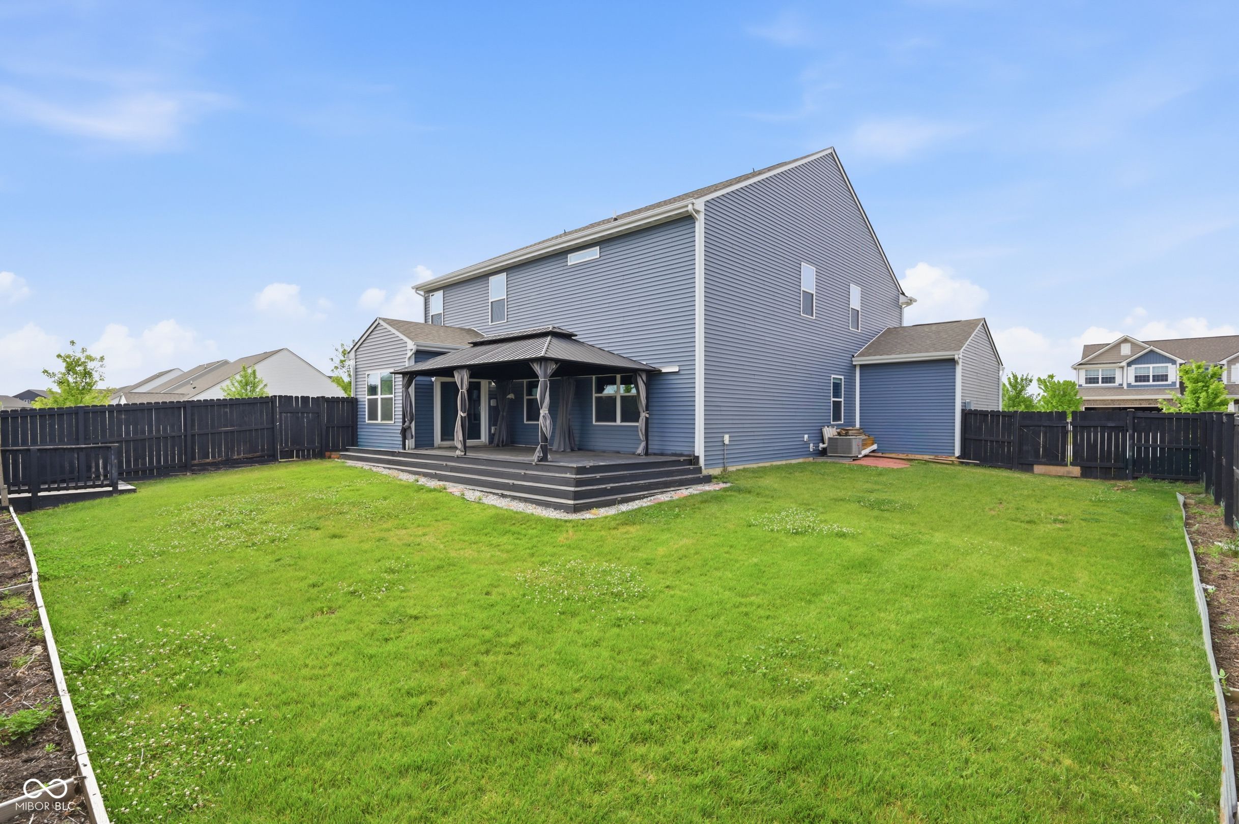 884 Capricorn Drive