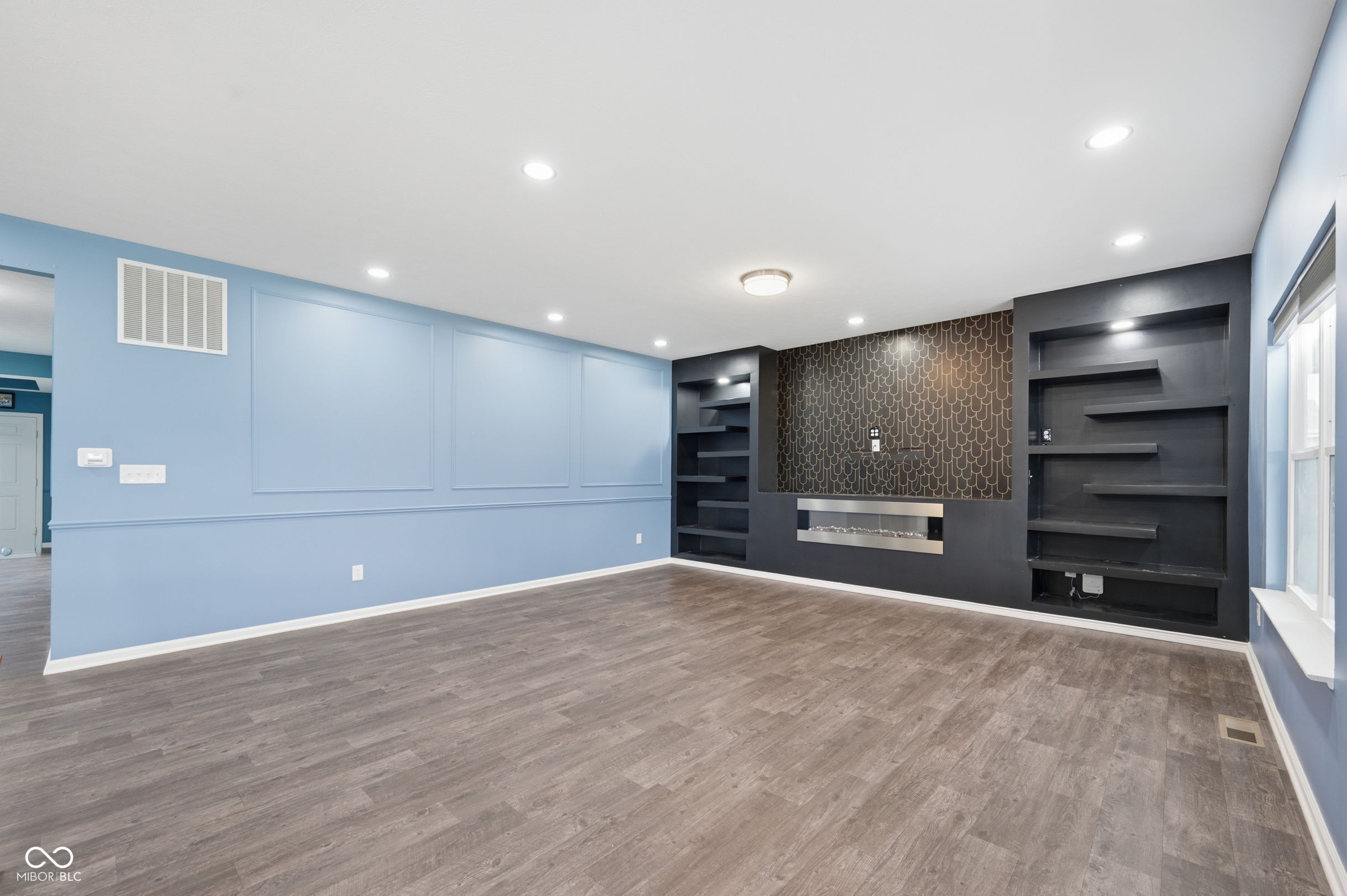 884 Capricorn Drive