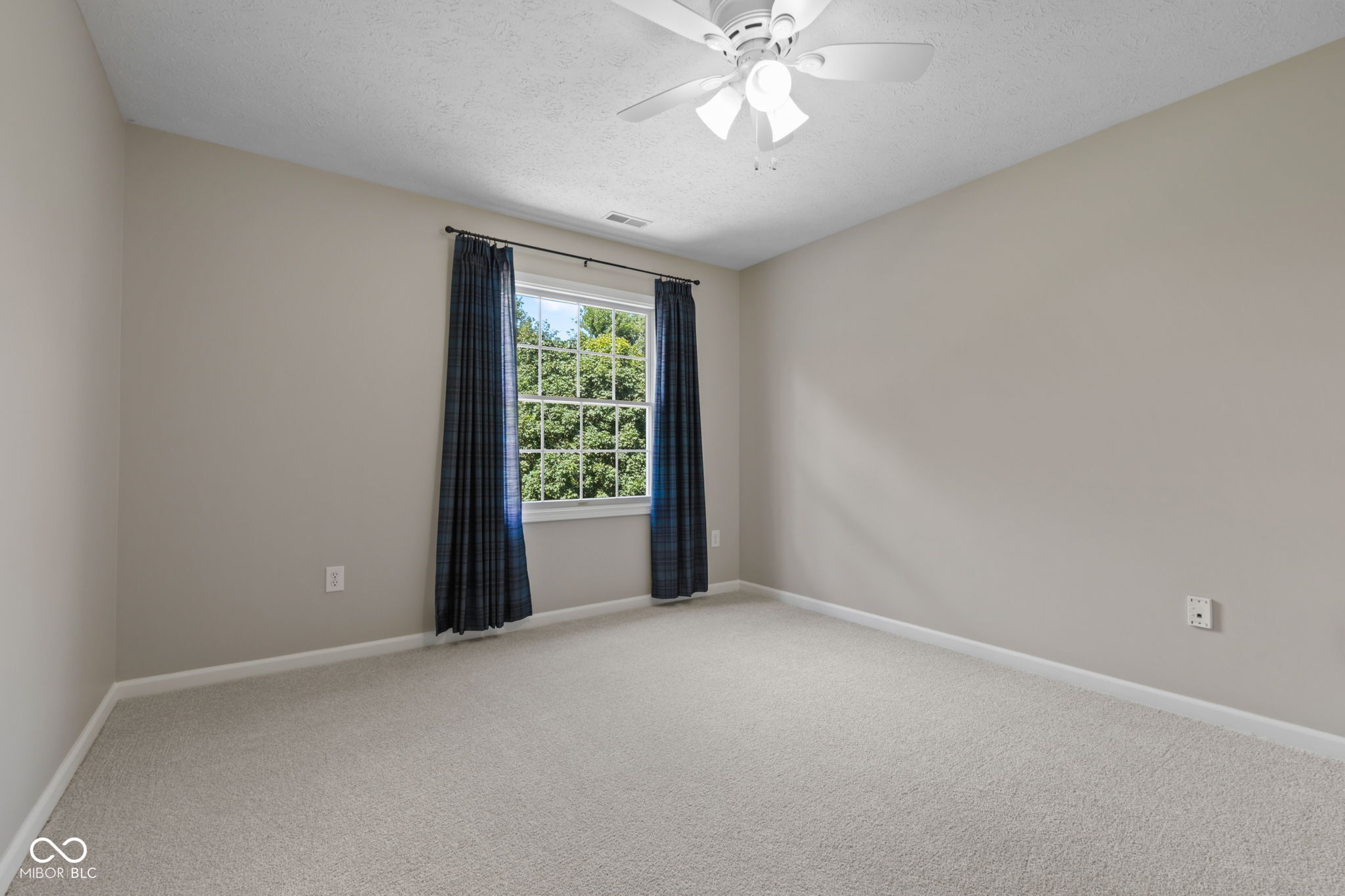 15440 Kilburn Court