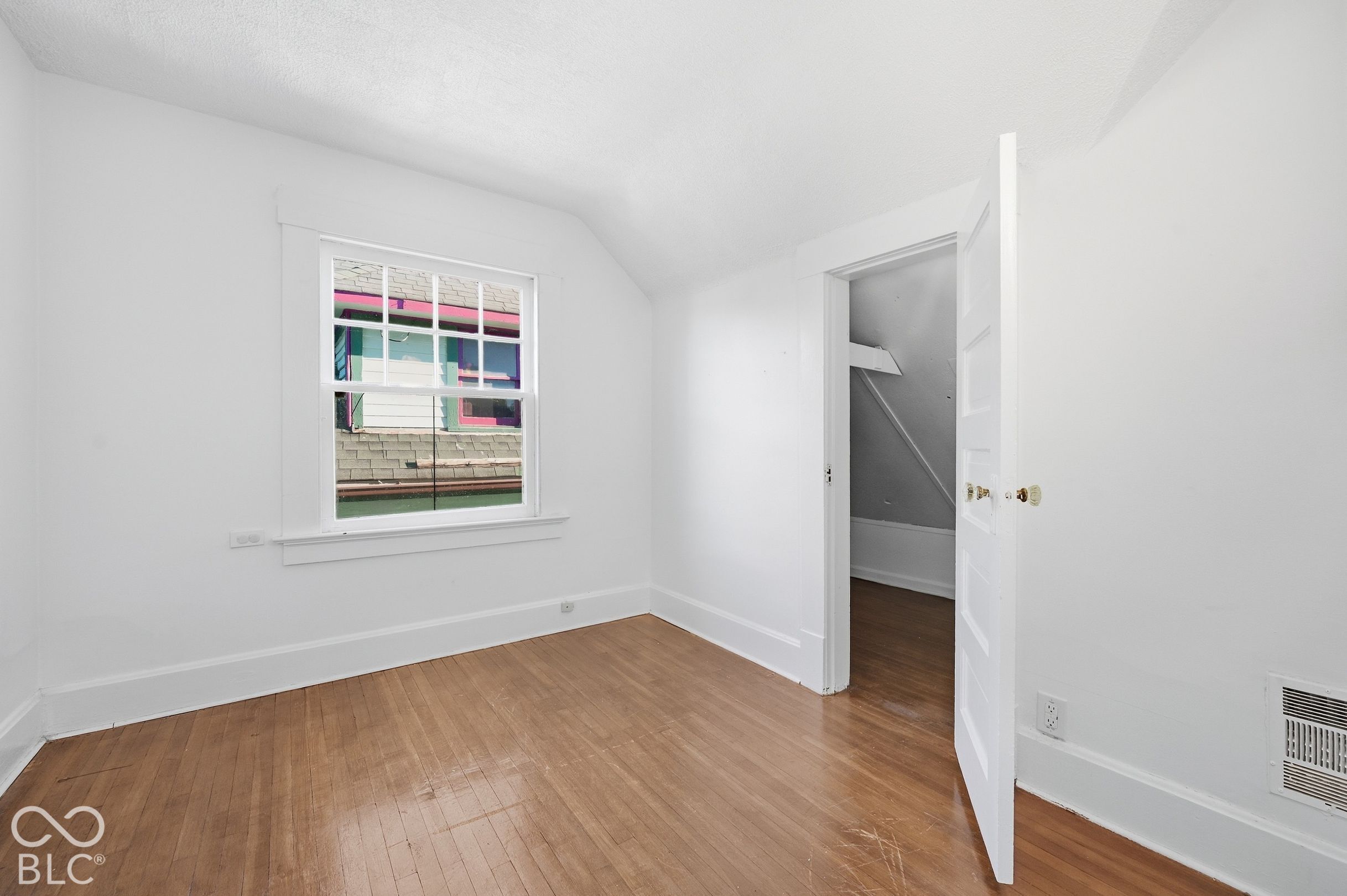 323 N Drexel Avenue