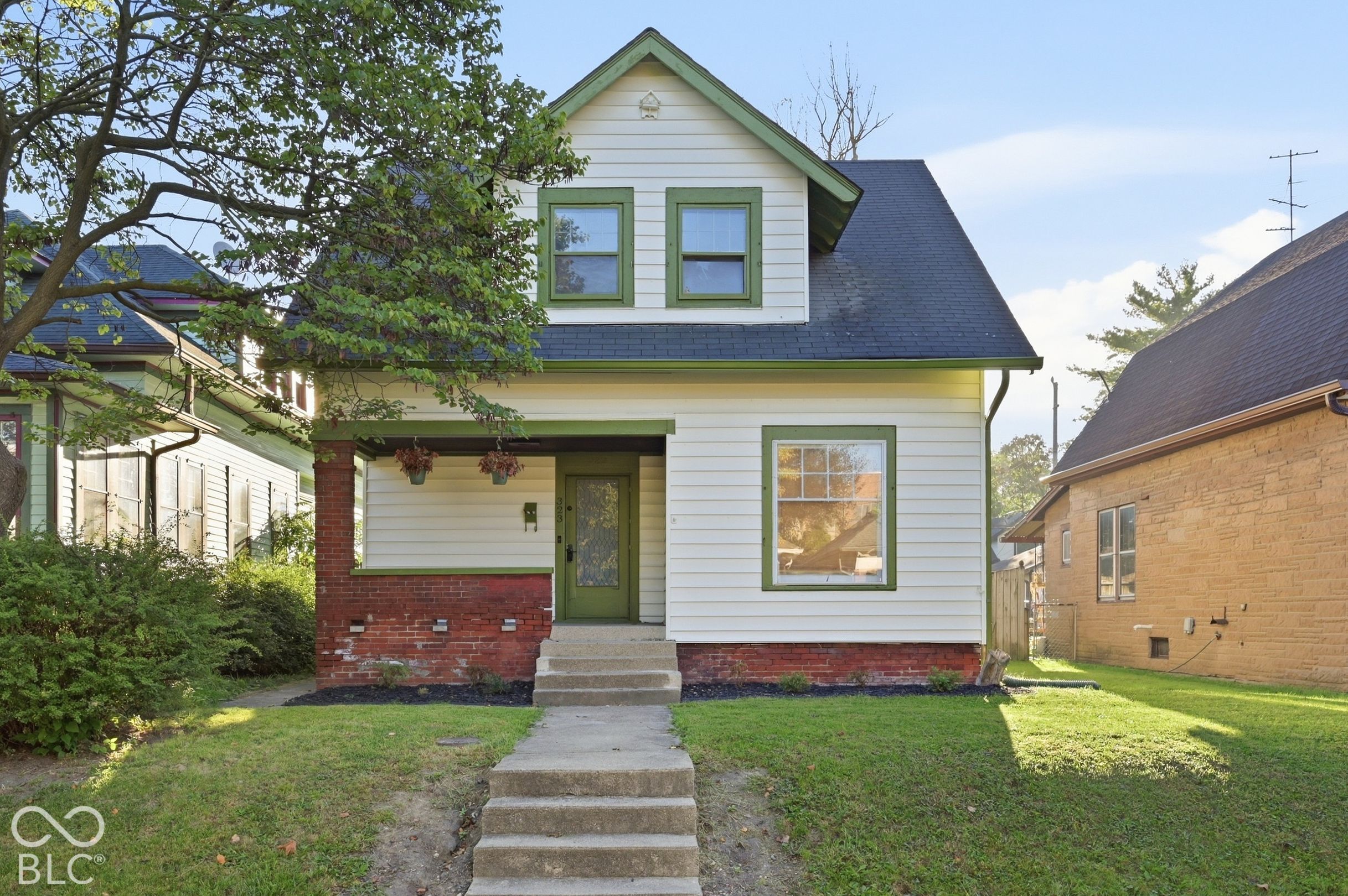323 N Drexel Avenue