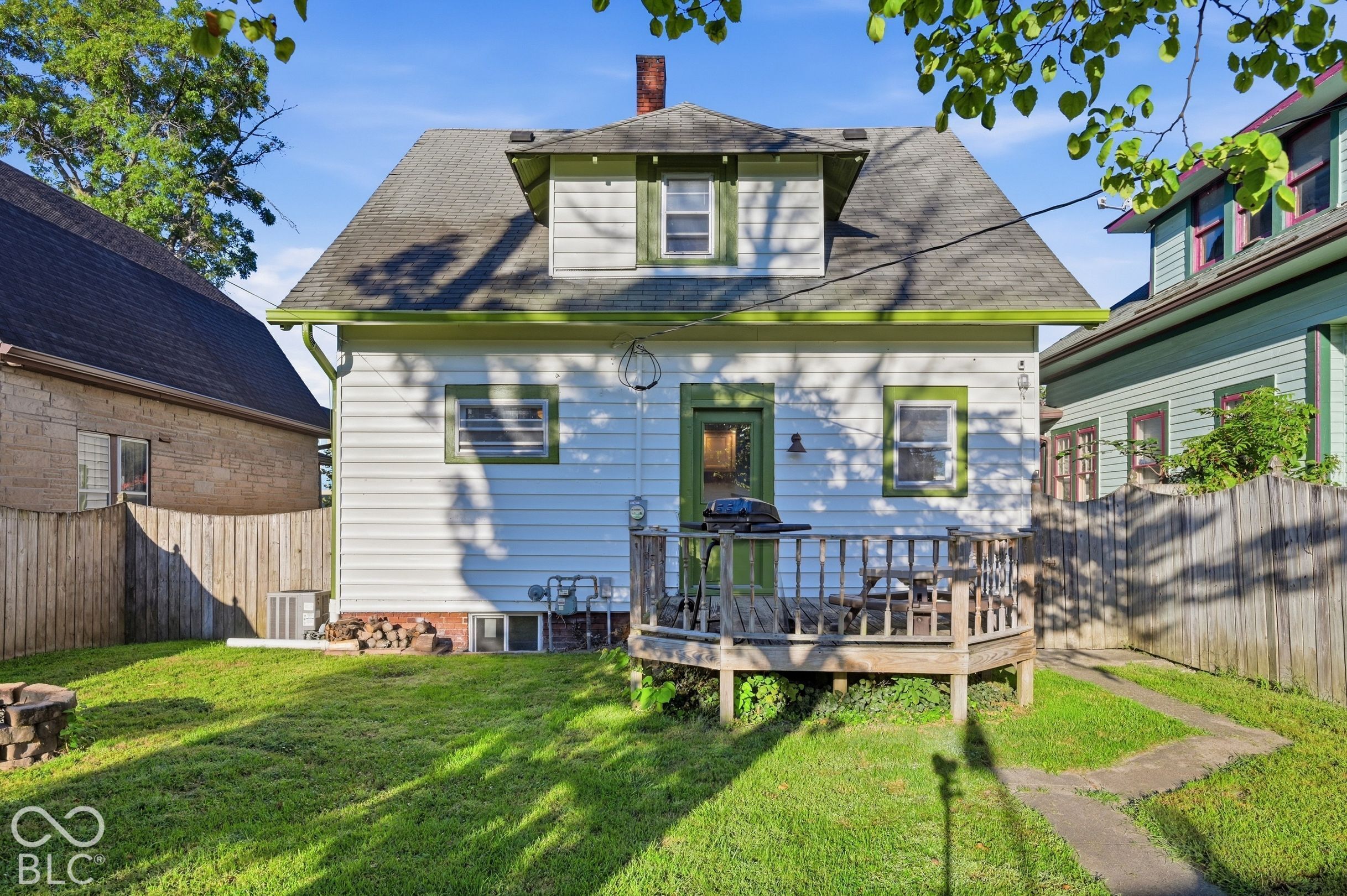 323 N Drexel Avenue