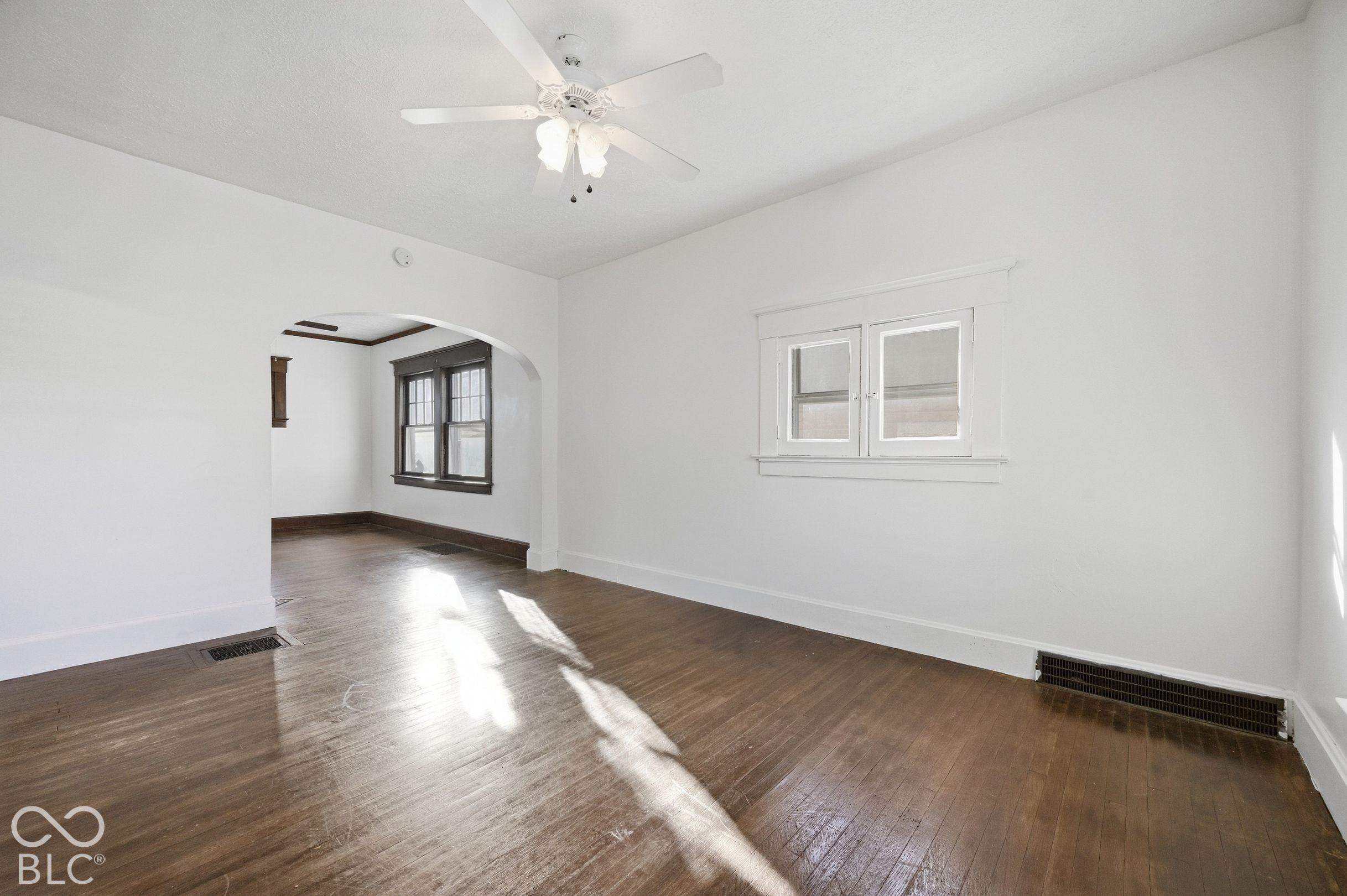 323 N Drexel Avenue