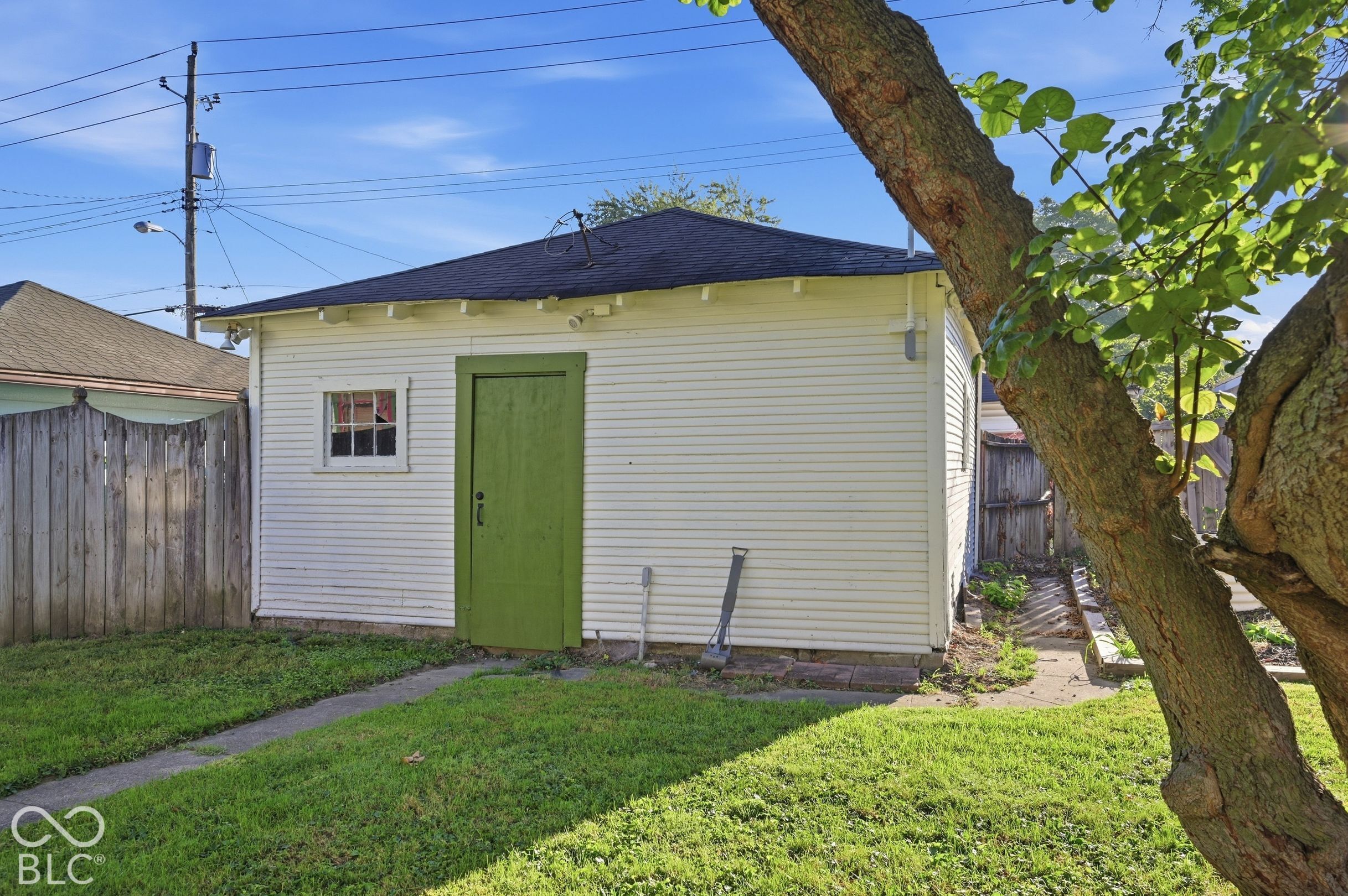 323 N Drexel Avenue