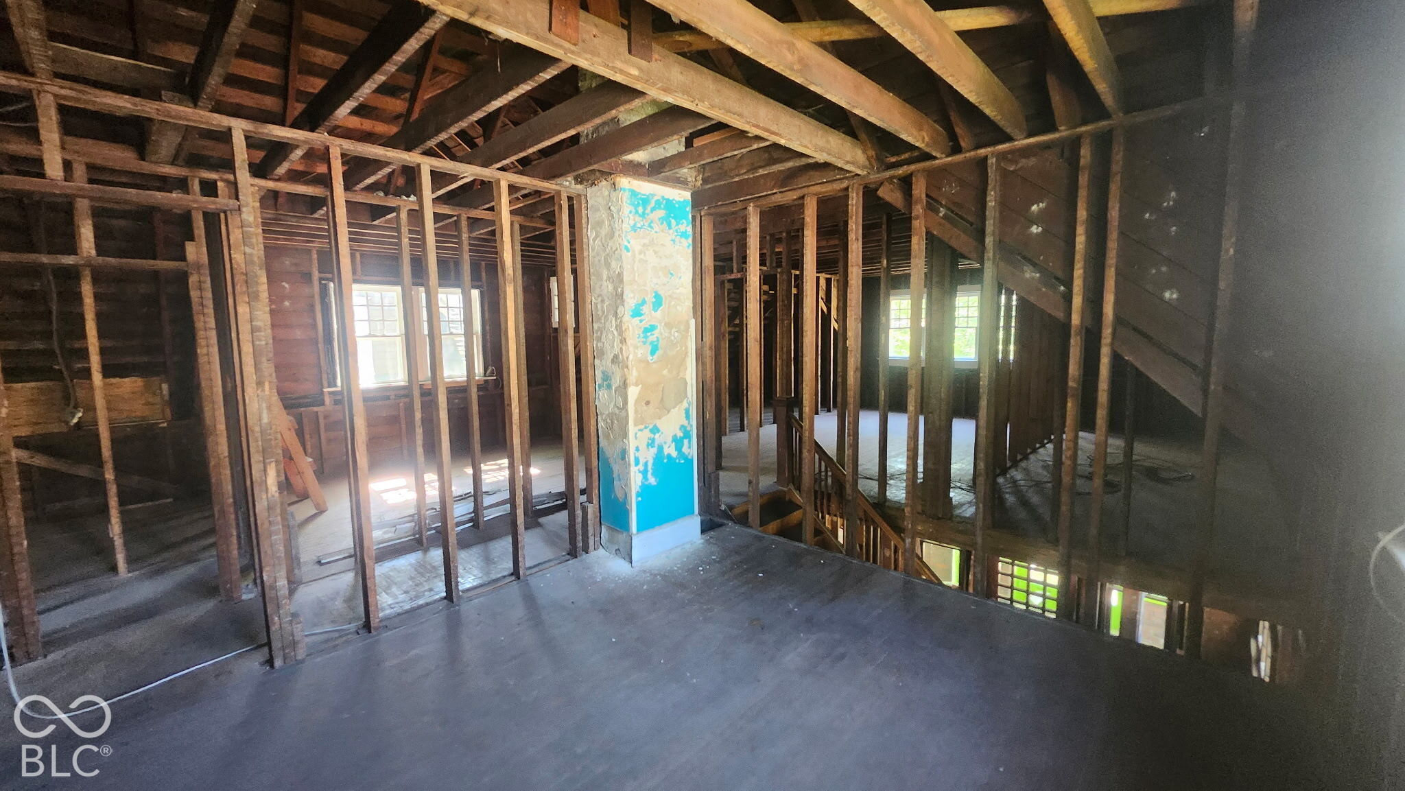575 Woodruff Place West Drive