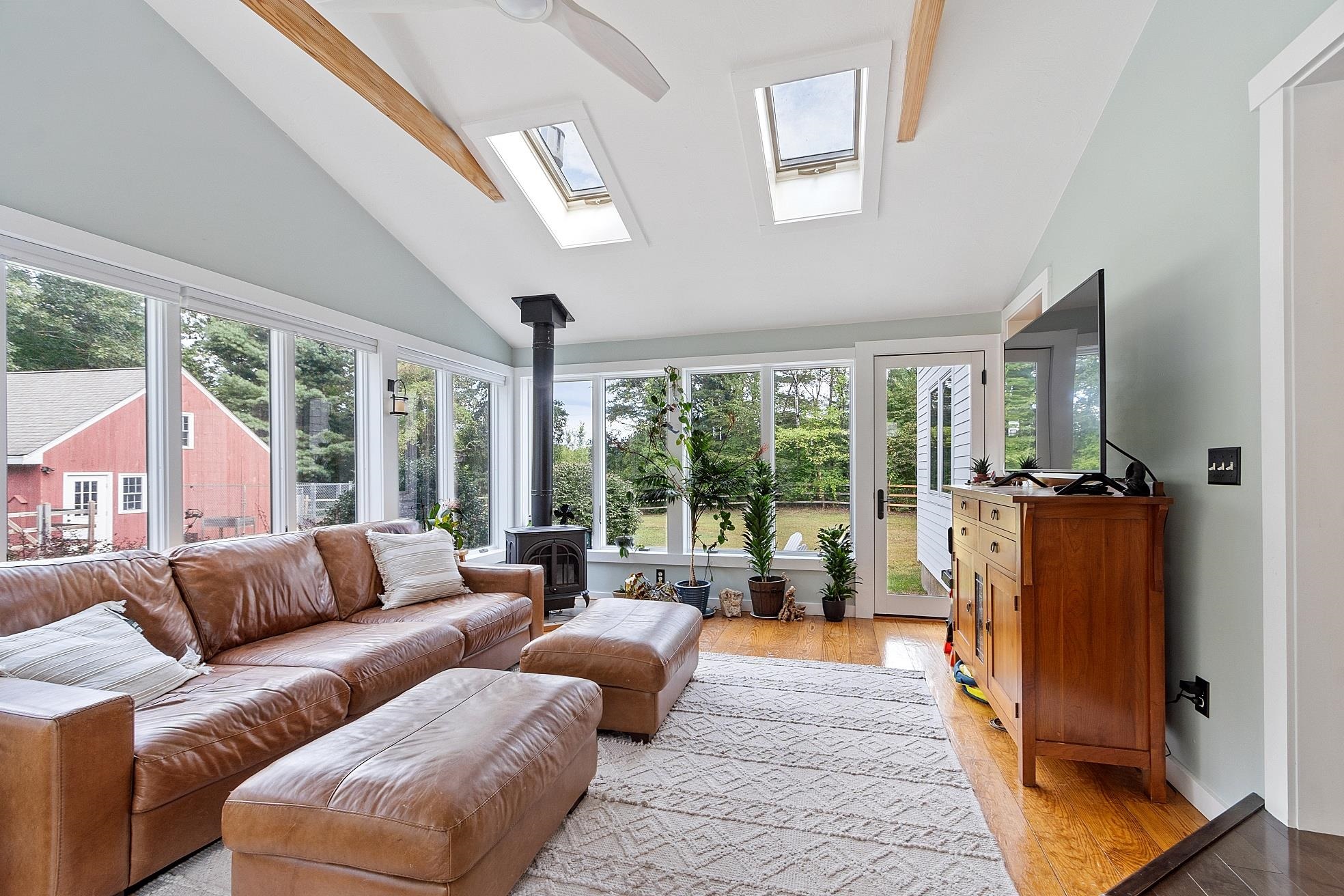 77 Mooar Hill Road