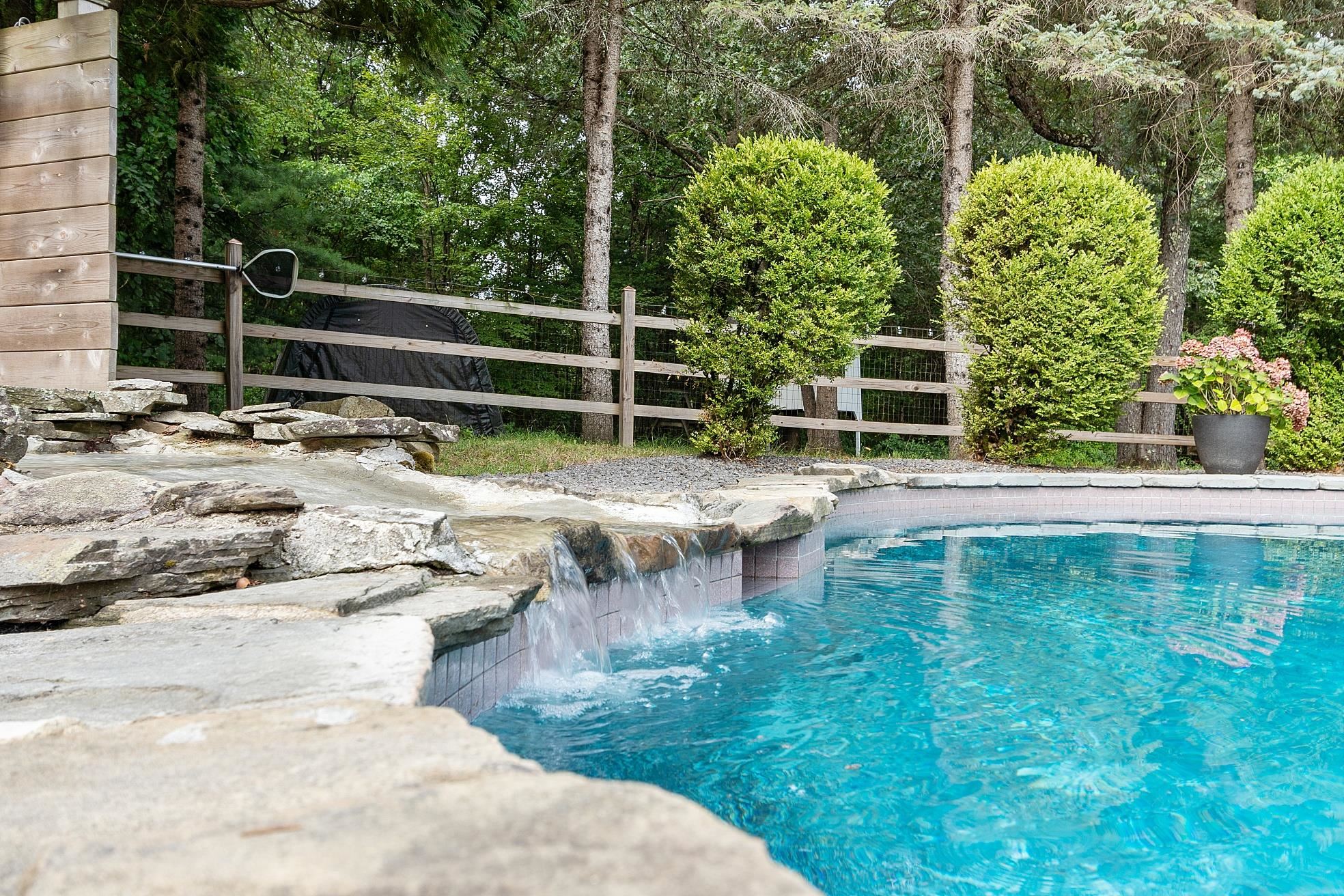 77 Mooar Hill Road