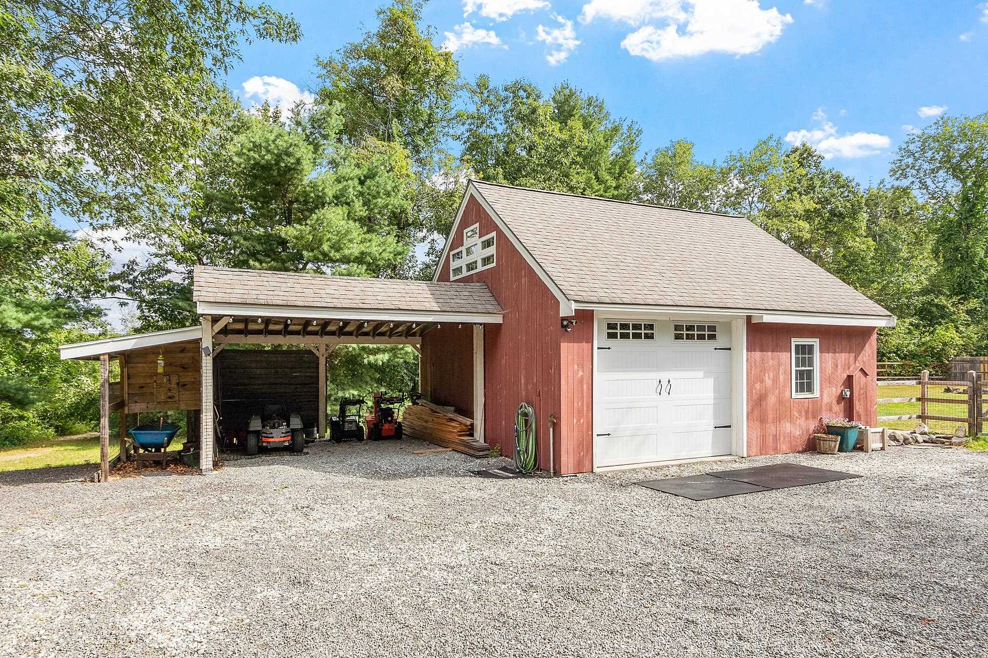 77 Mooar Hill Road
