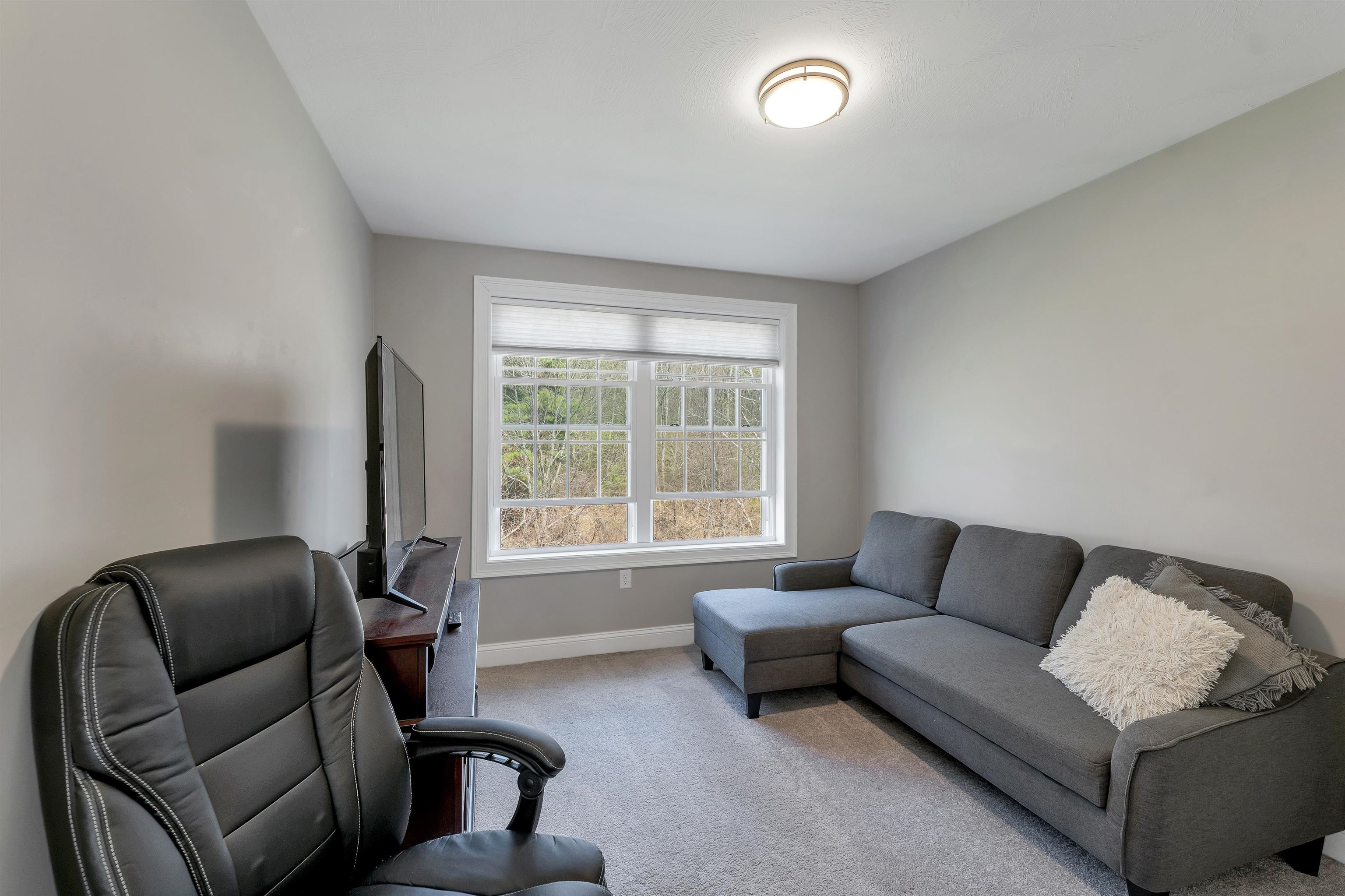 31 Carriage Hill Road