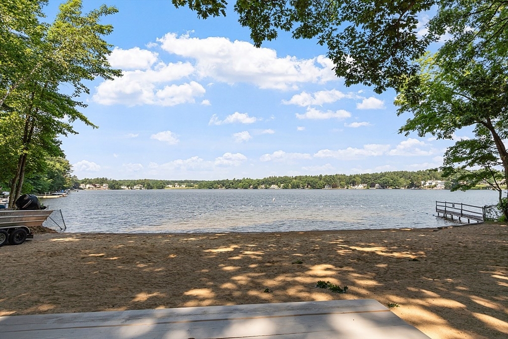 27 Lake Shore Dr S