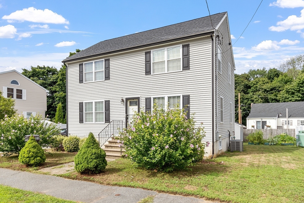 22 Rainbow Rd
