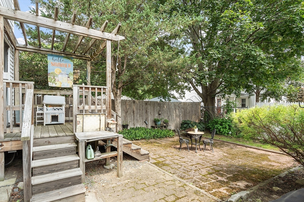 491 High St