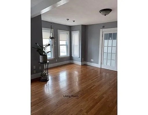 491 High St