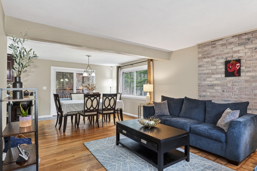 12 Keyes Road