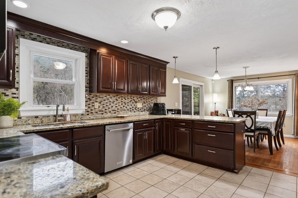 12 Keyes Road