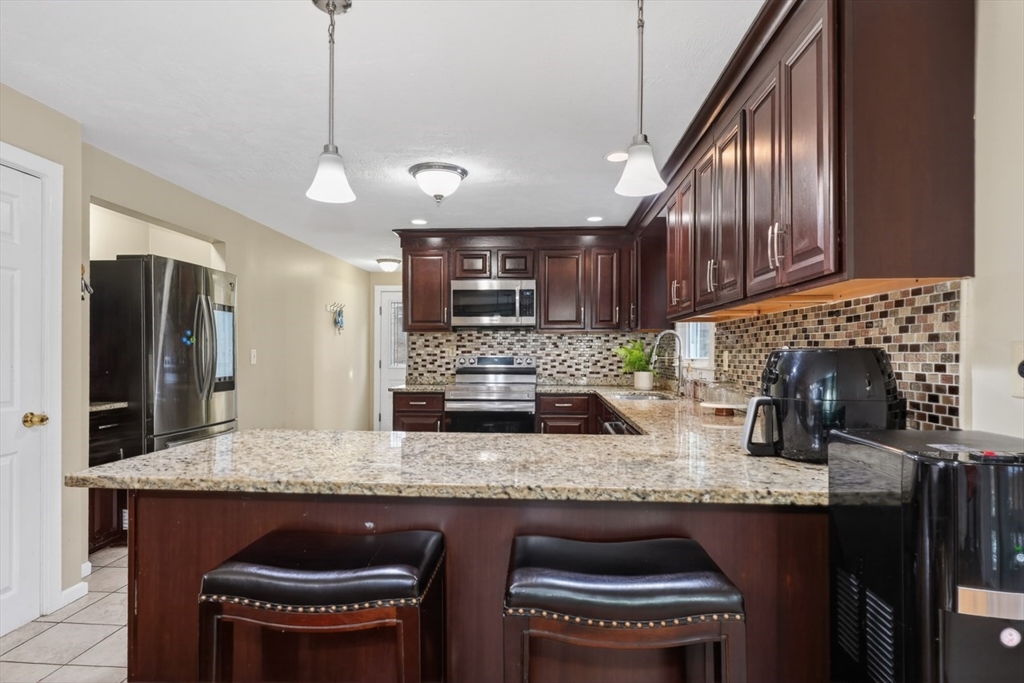 12 Keyes Road