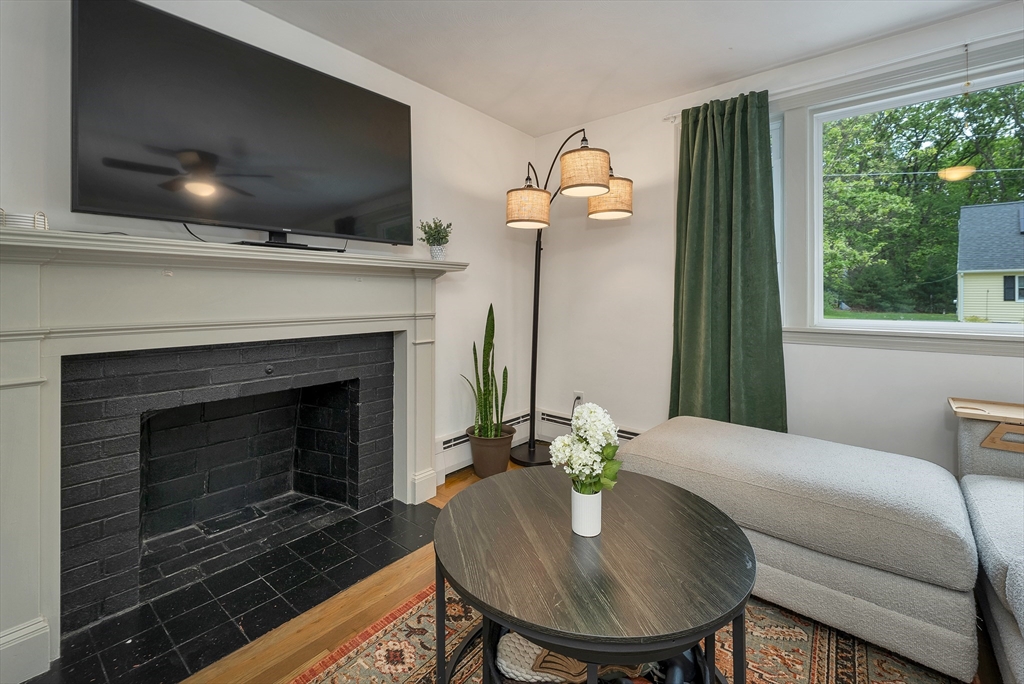 13 Davis Road