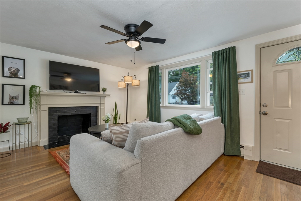 13 Davis Road