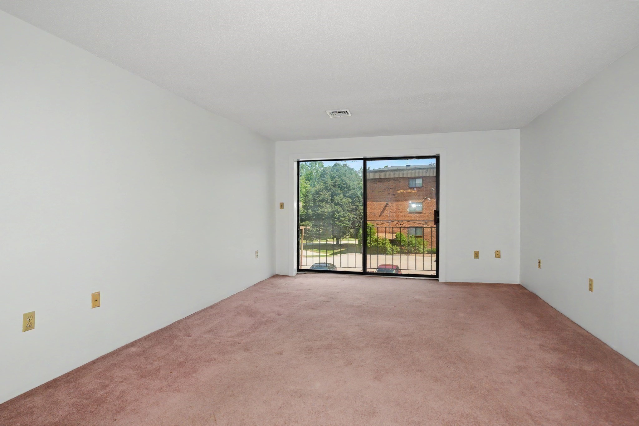 181 Littleton Rd # 211