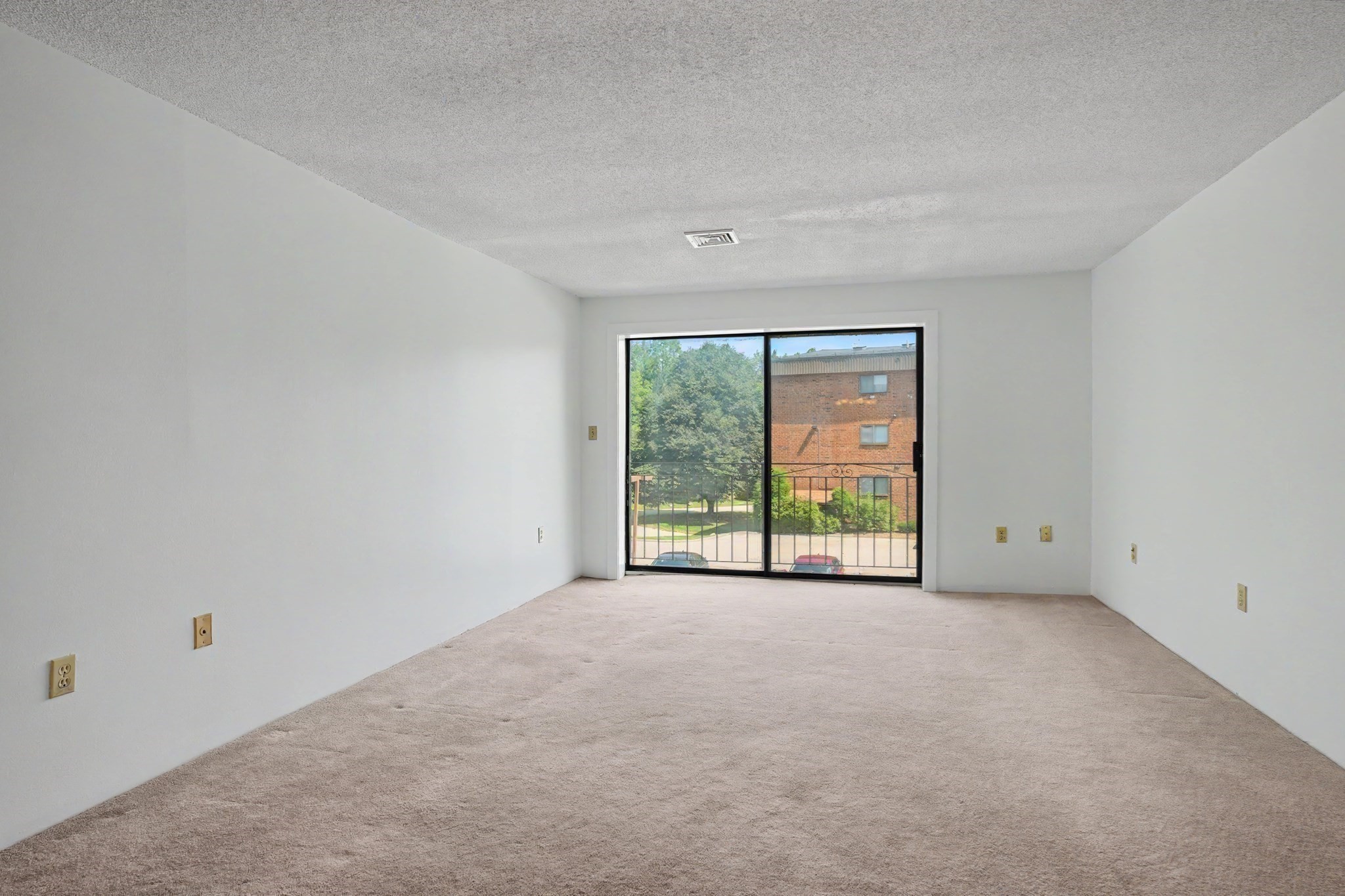 181 Littleton Rd # 211