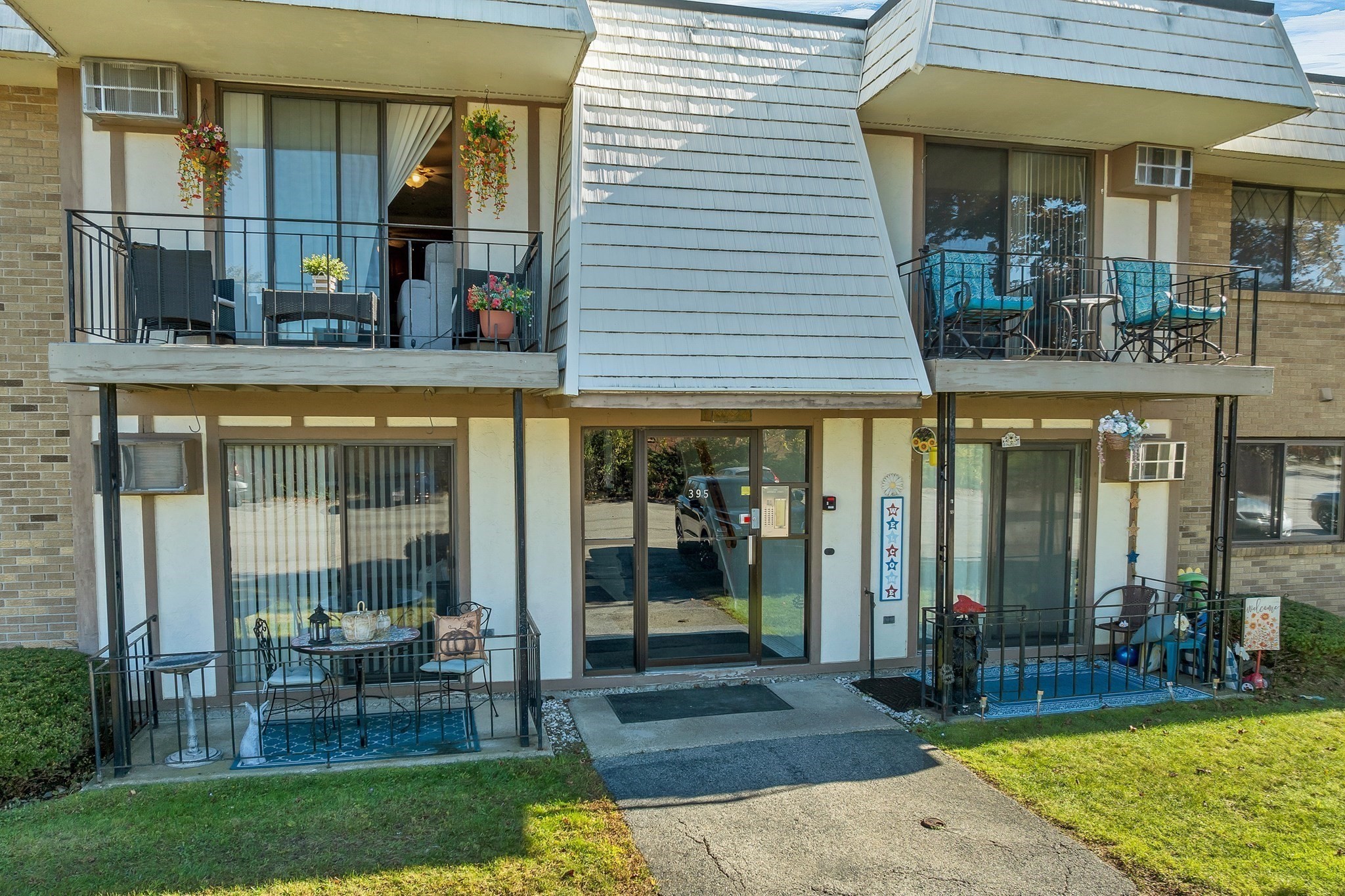 395 Merrimack St # 26