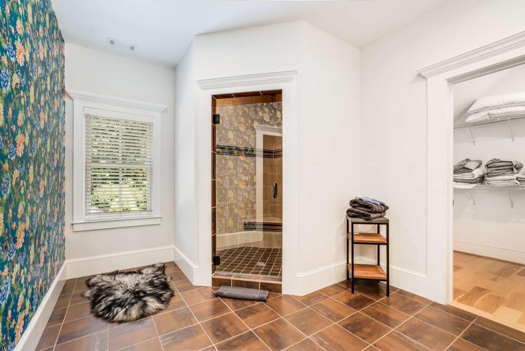 254 Nicholson Road