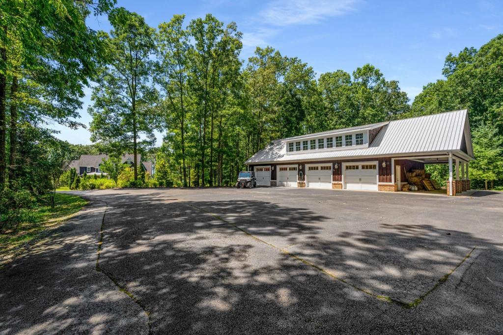 254 Nicholson Road