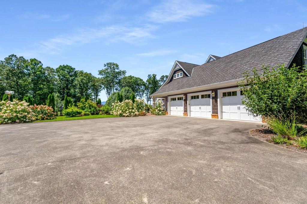 254 Nicholson Road