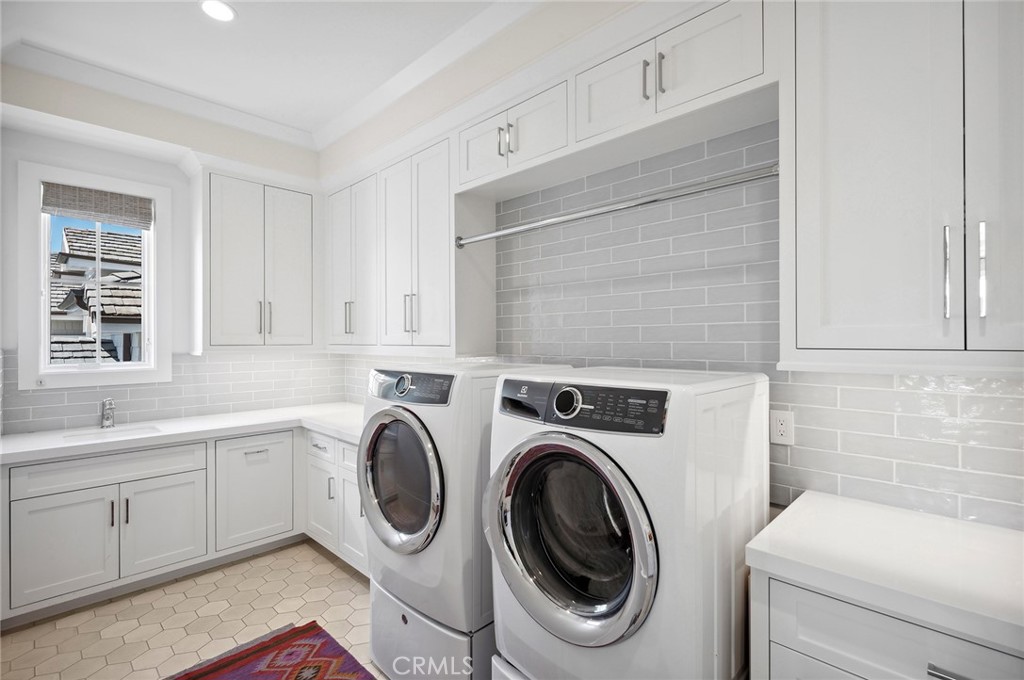 1944 Port Cardiff Place